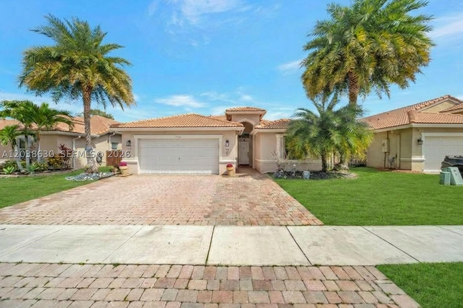 Pembroke Pines photo 2