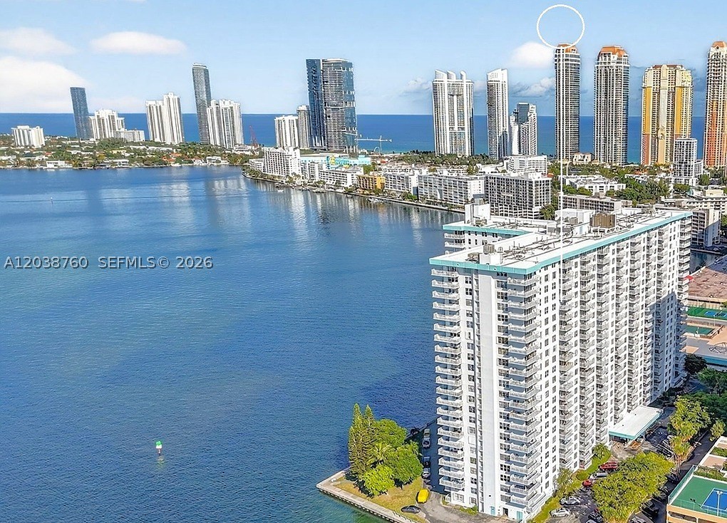 Sunny Isles Beach photo 2