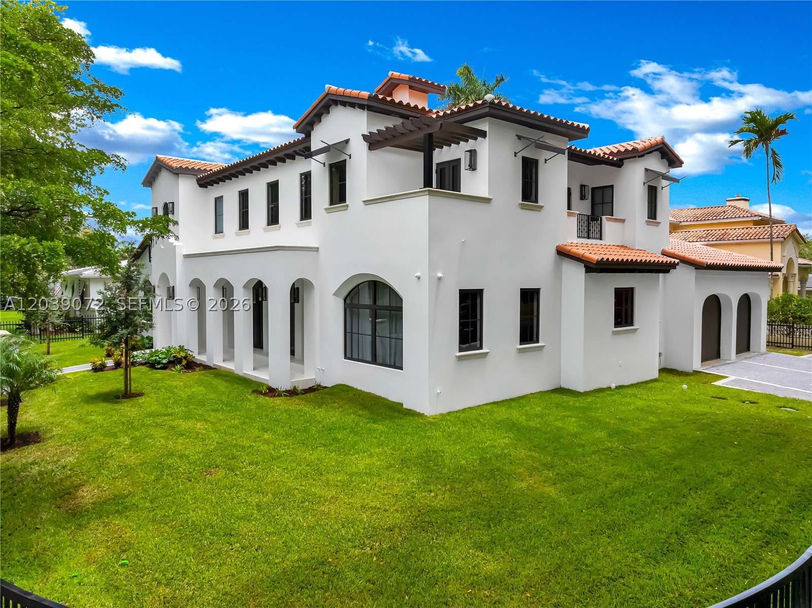 Coral Gables photo 2