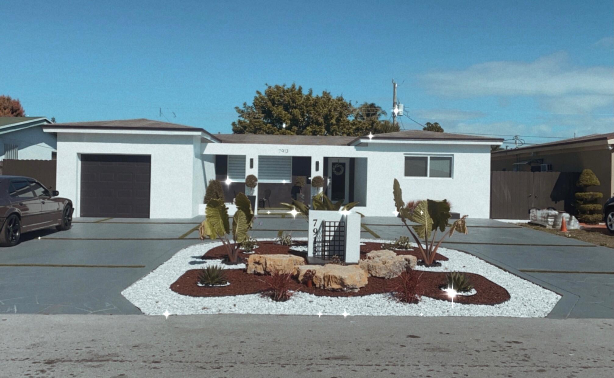 Miramar photo 1