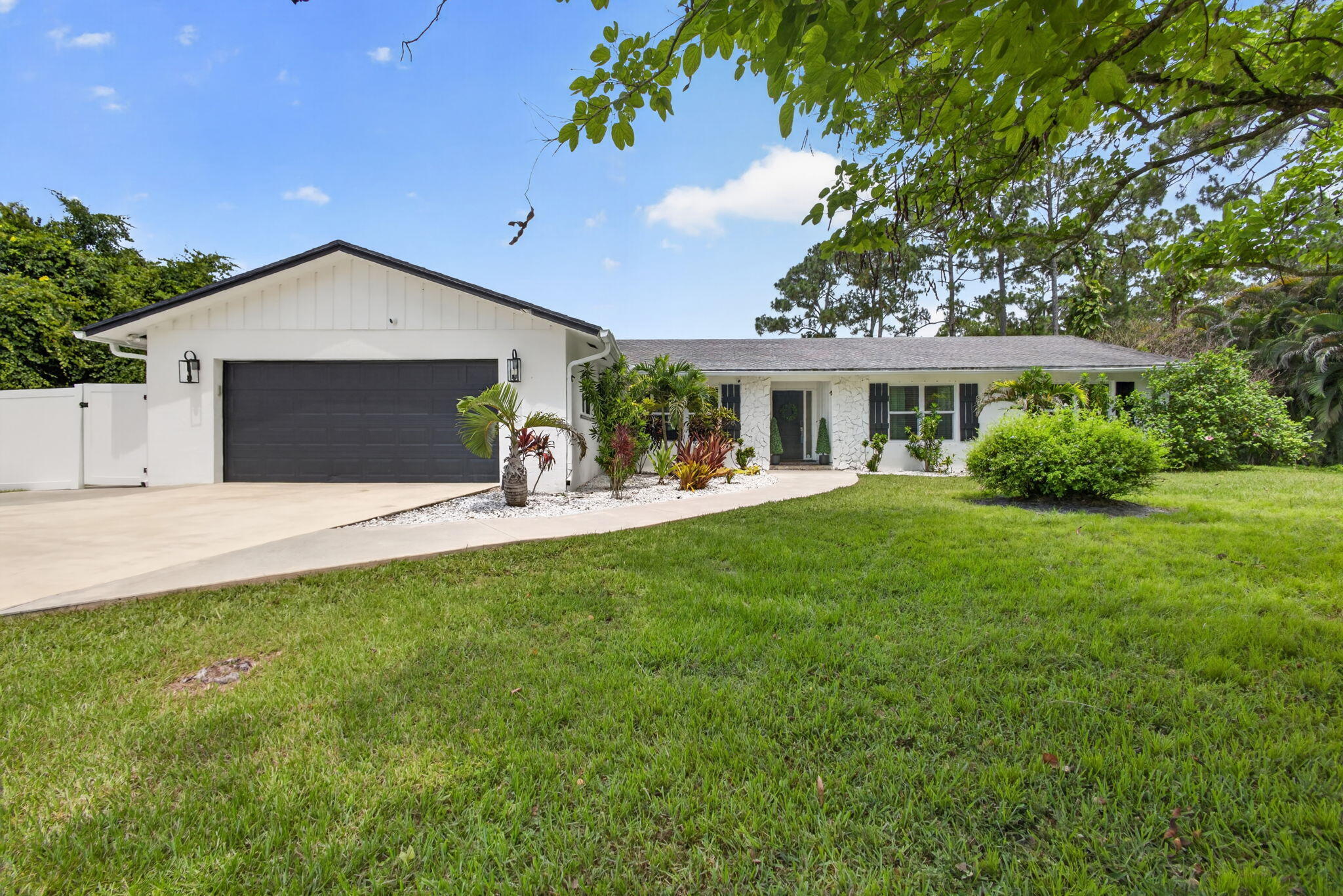 MLS listing photo 1