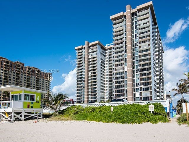 Hallandale Beach photo 1