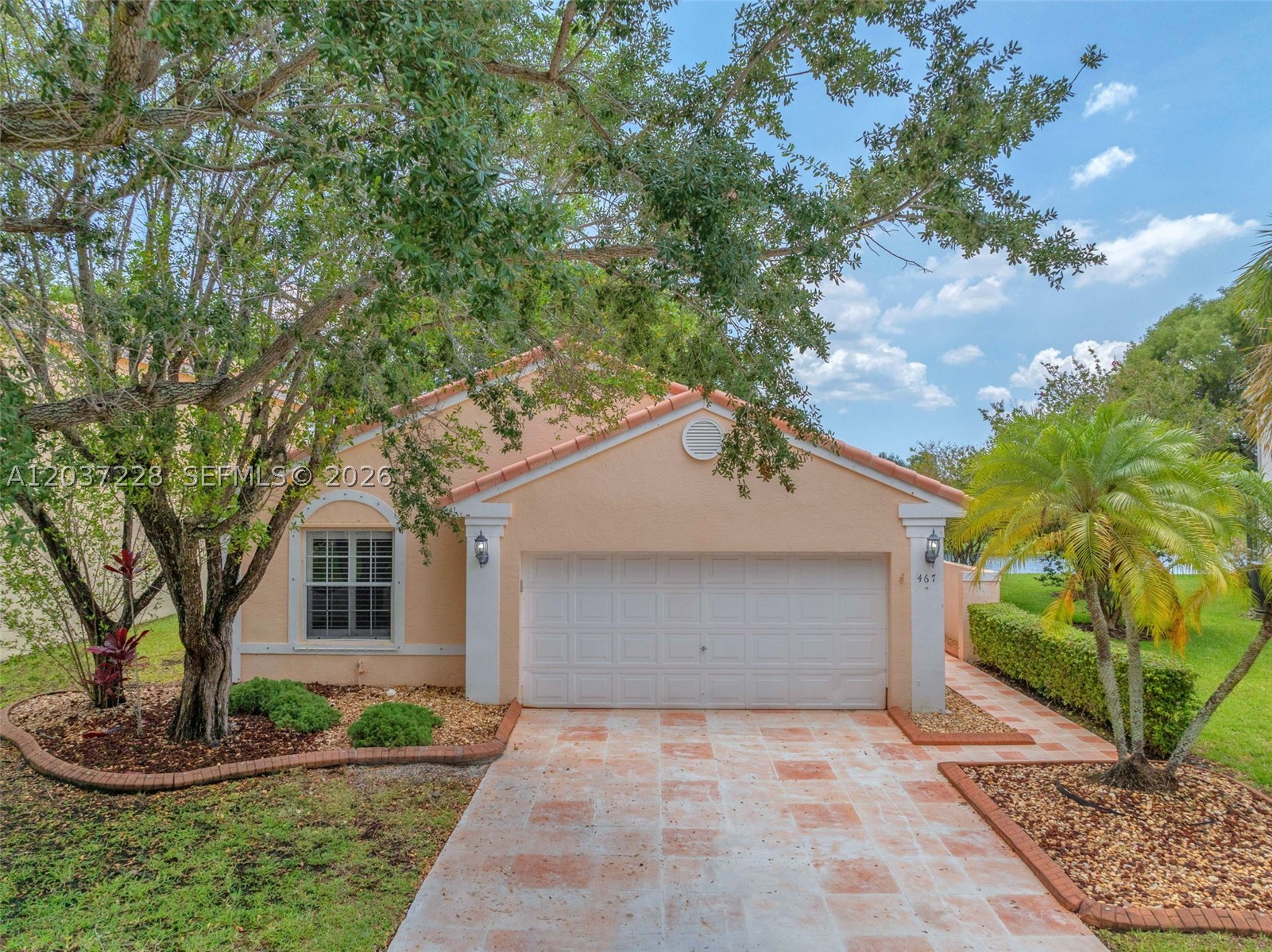 Pembroke Pines photo 3