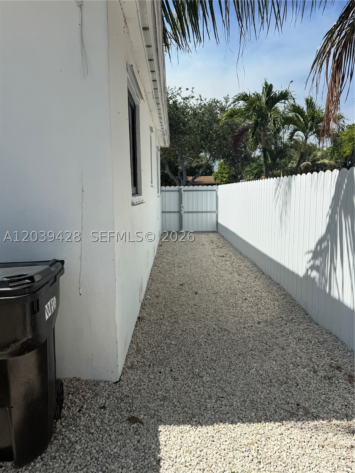 North Miami Beach photo 4