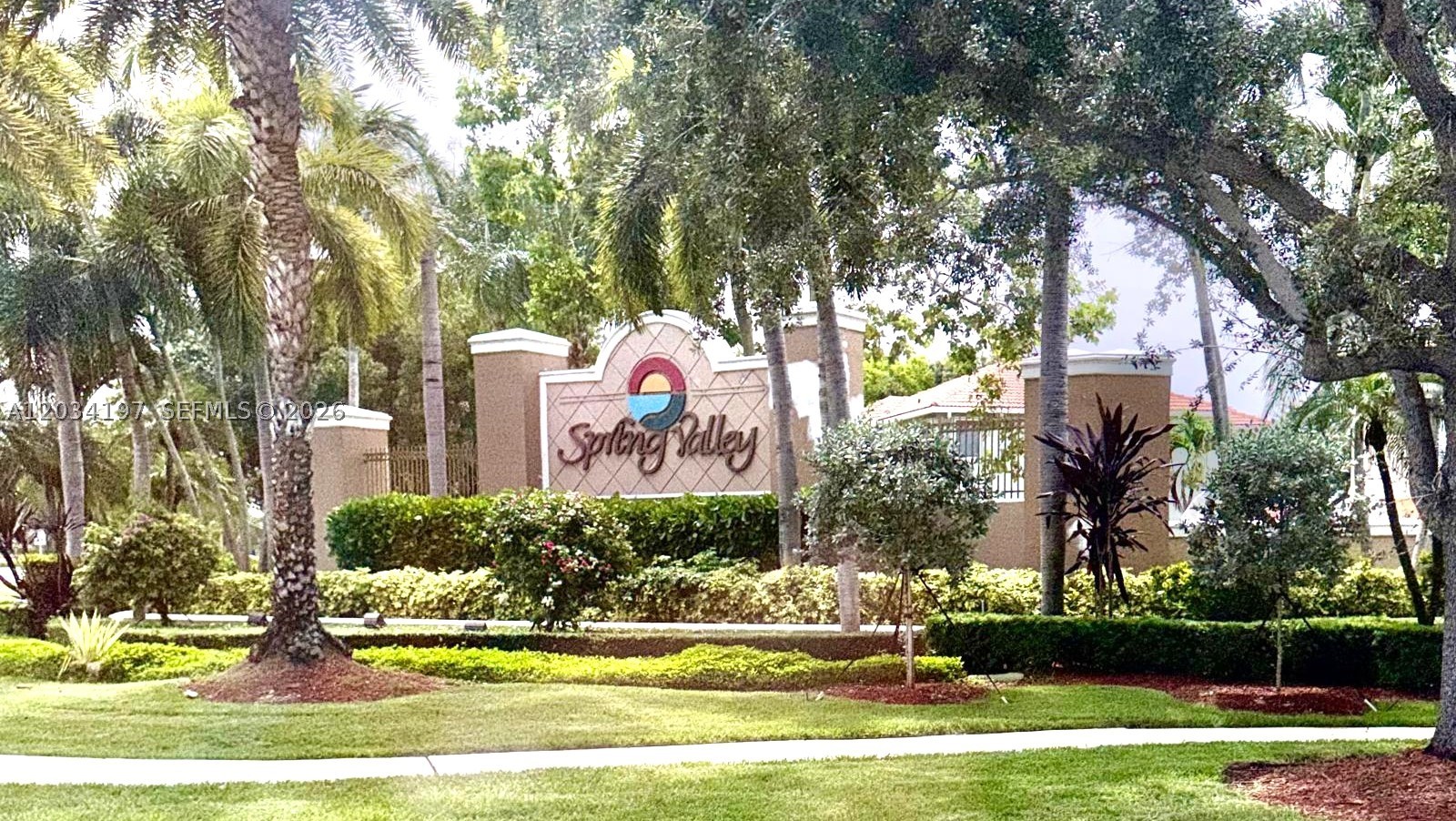 Pembroke Pines photo 3