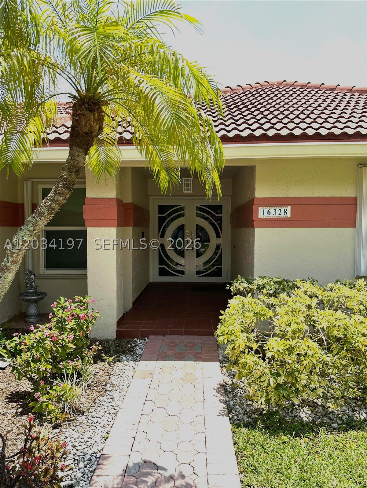 Pembroke Pines photo 5