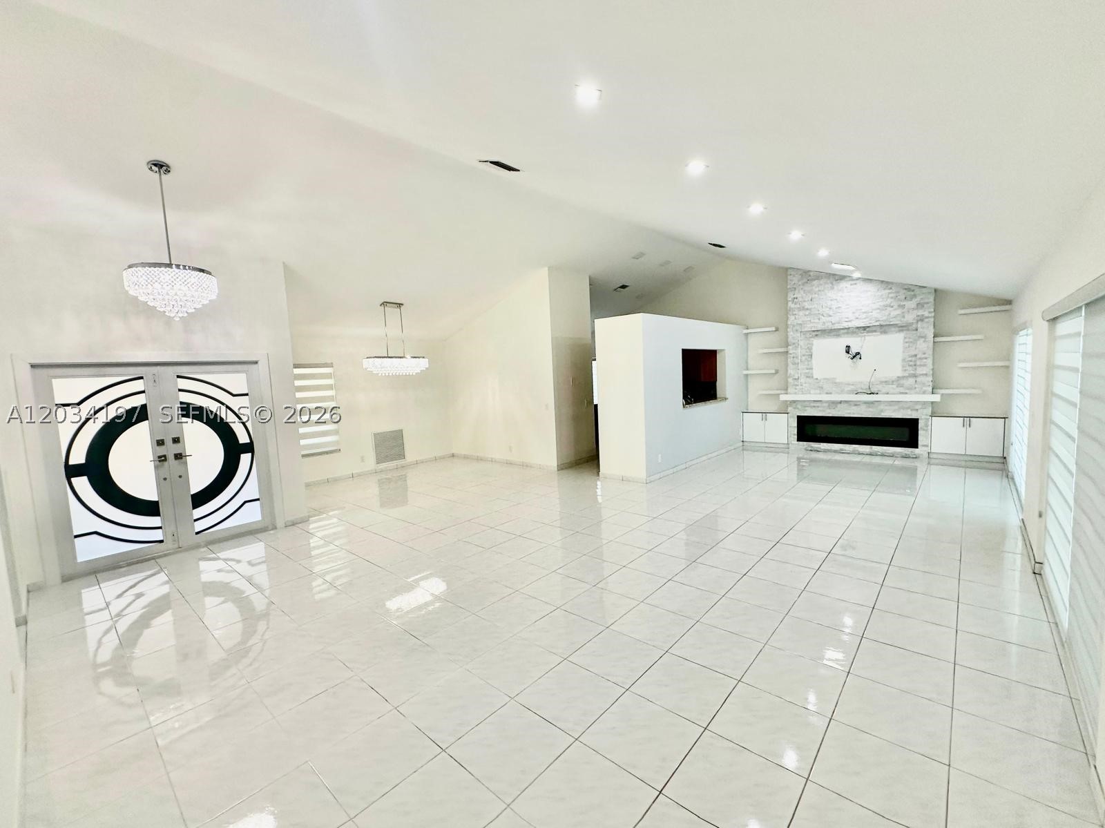 Pembroke Pines photo 1
