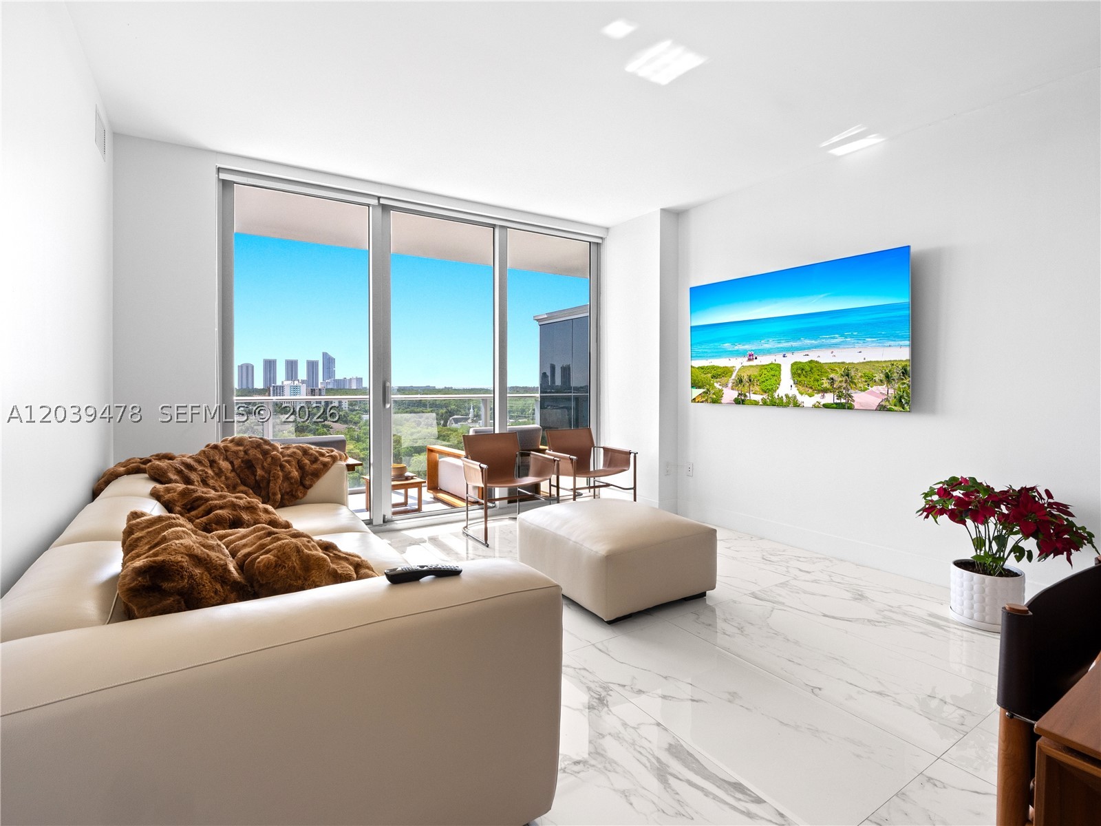 North Miami Beach photo 3