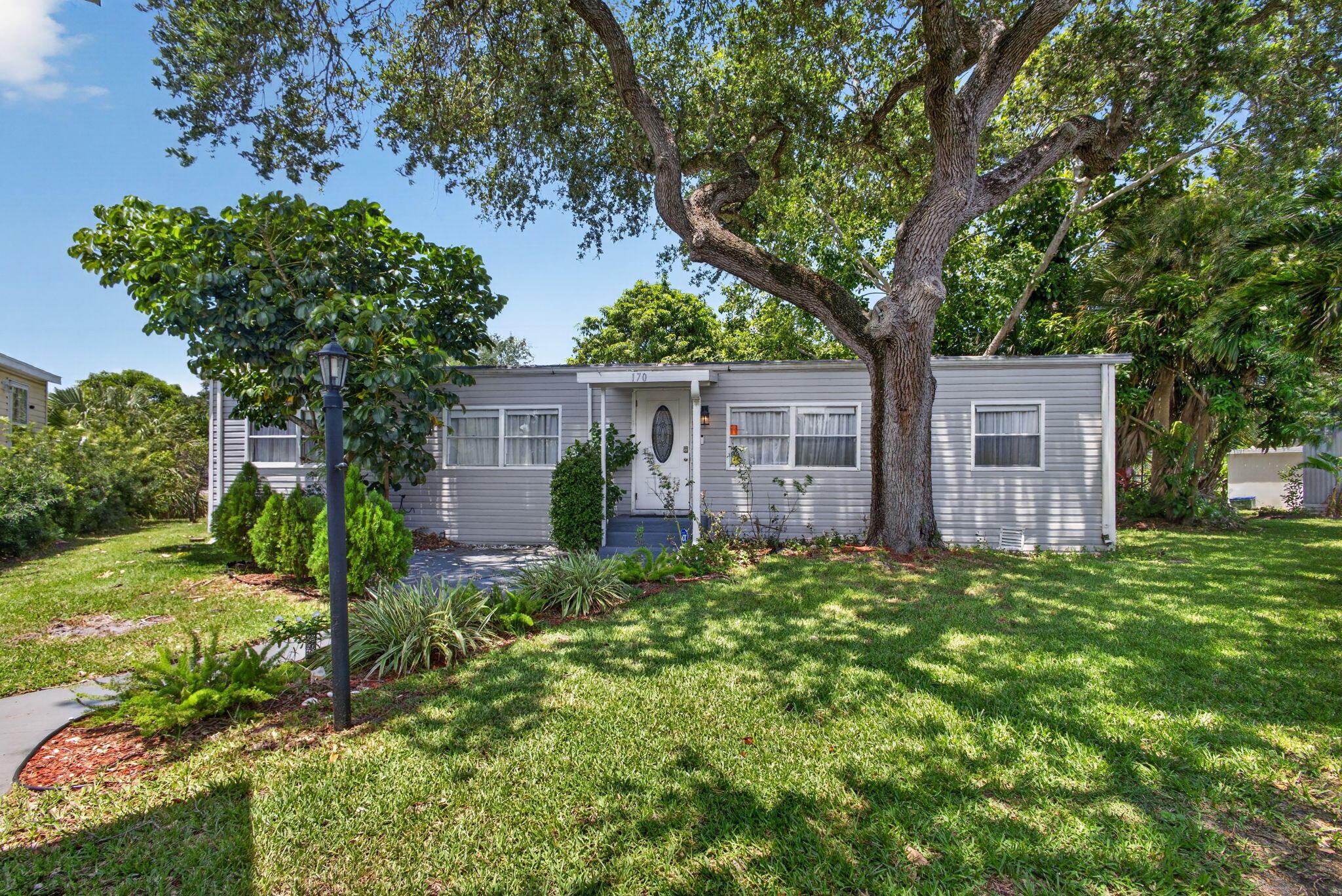 Palm Beach Gardens photo 3
