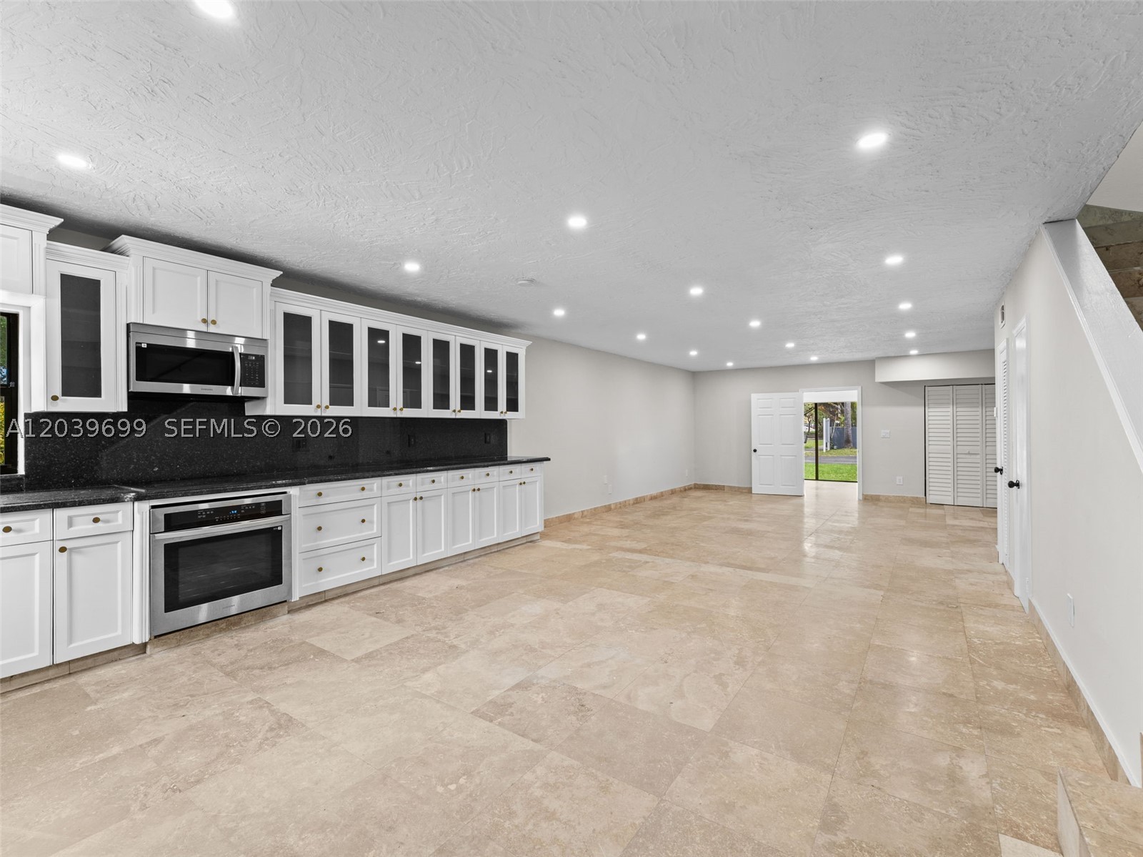 North Miami photo 2