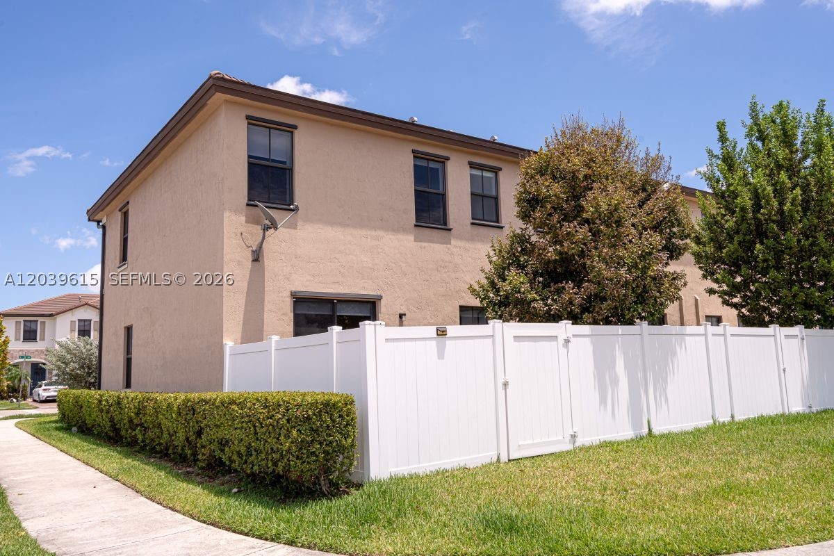 Hialeah photo 4