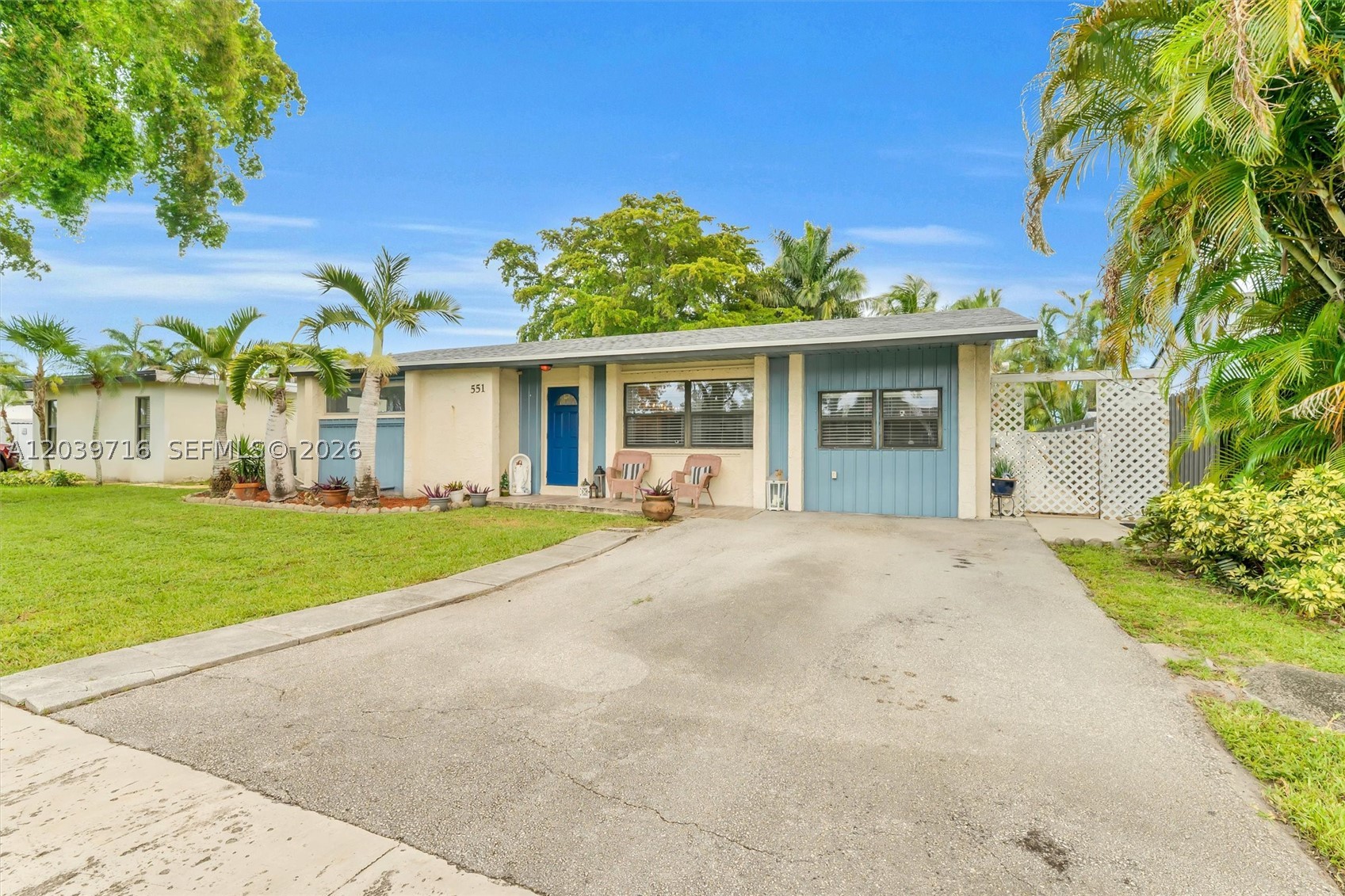 Pembroke Pines photo 2