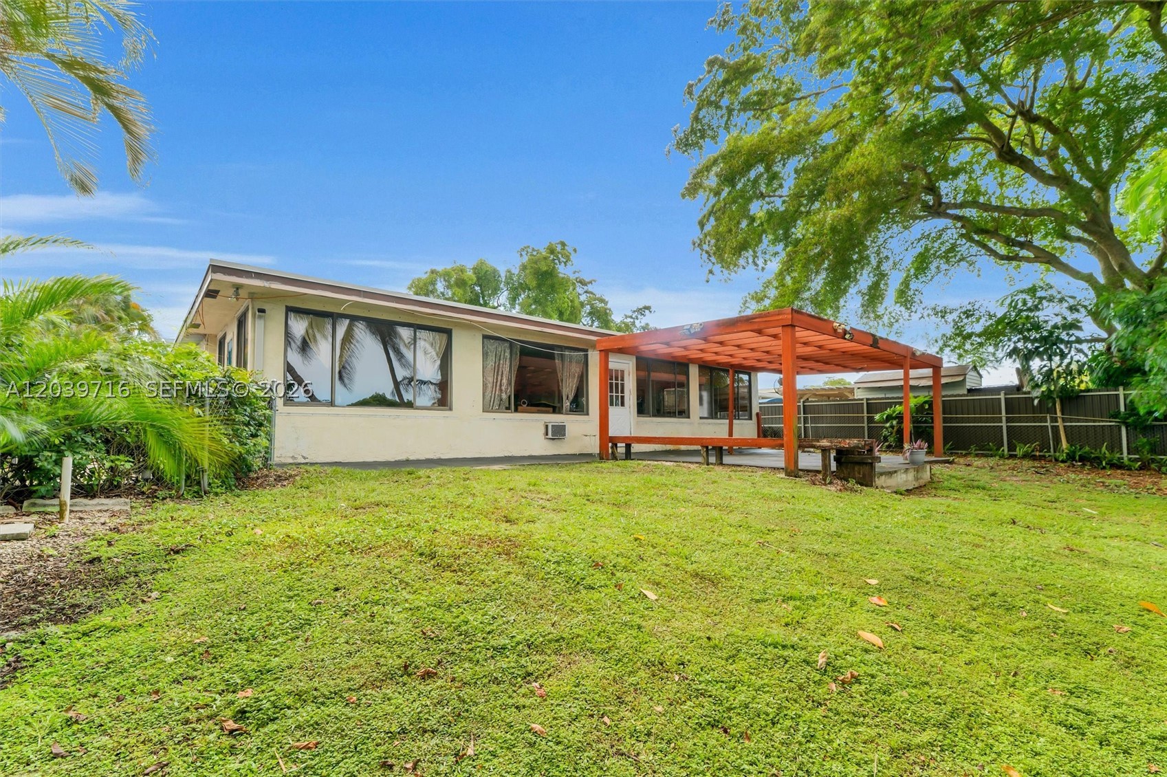 Pembroke Pines photo 5