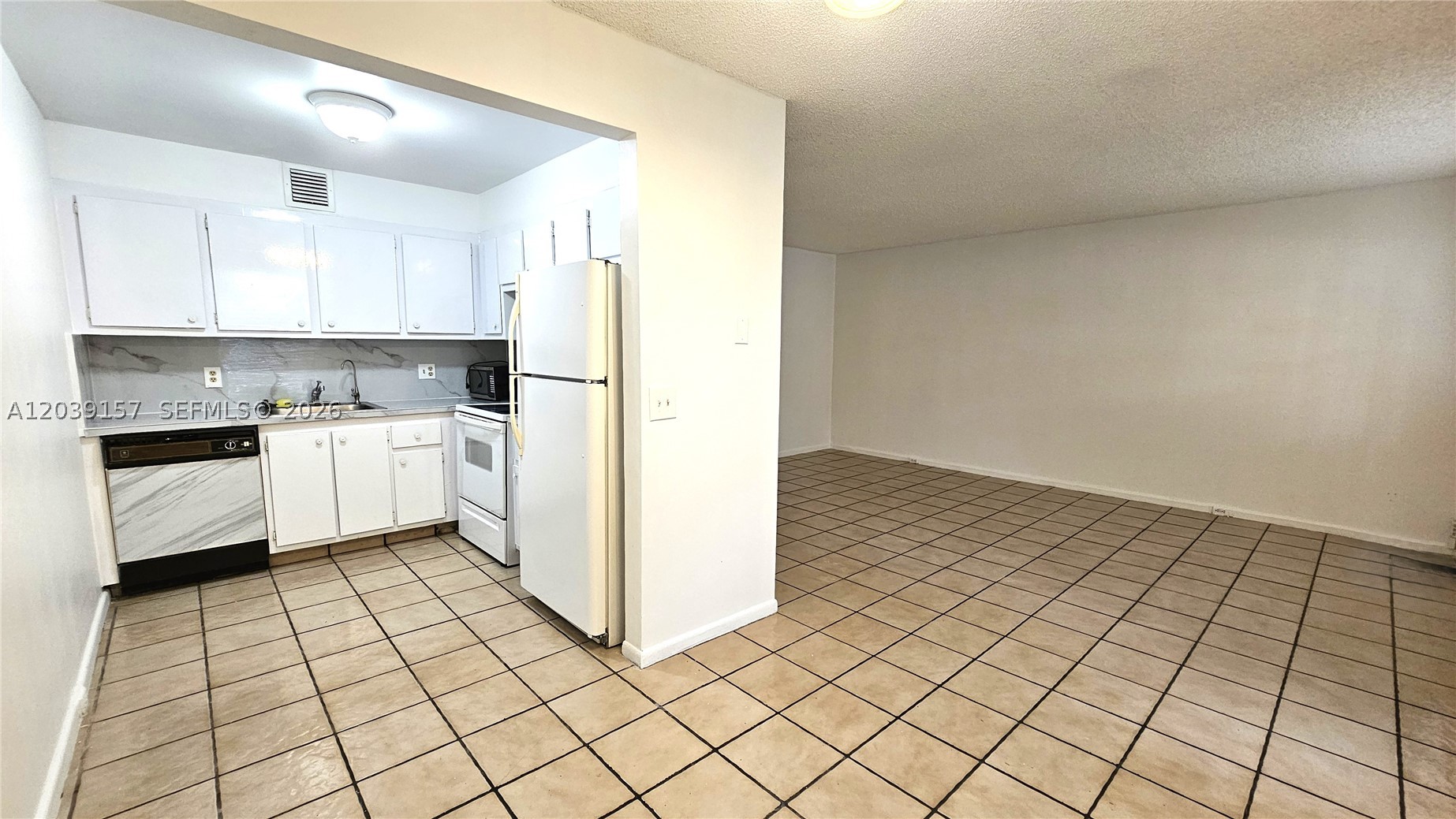 Pembroke Pines photo 5