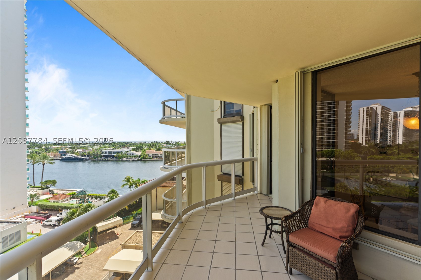Aventura photo 4