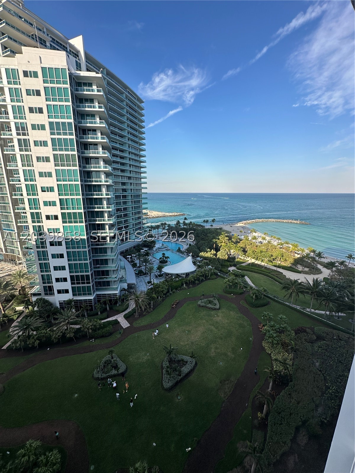 Bal Harbour photo 2