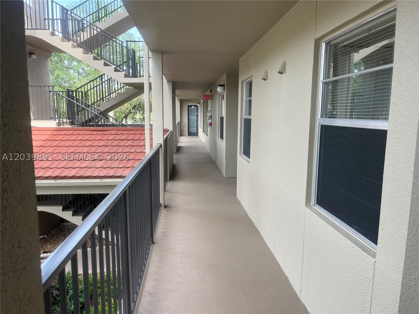 Pembroke Pines photo 3