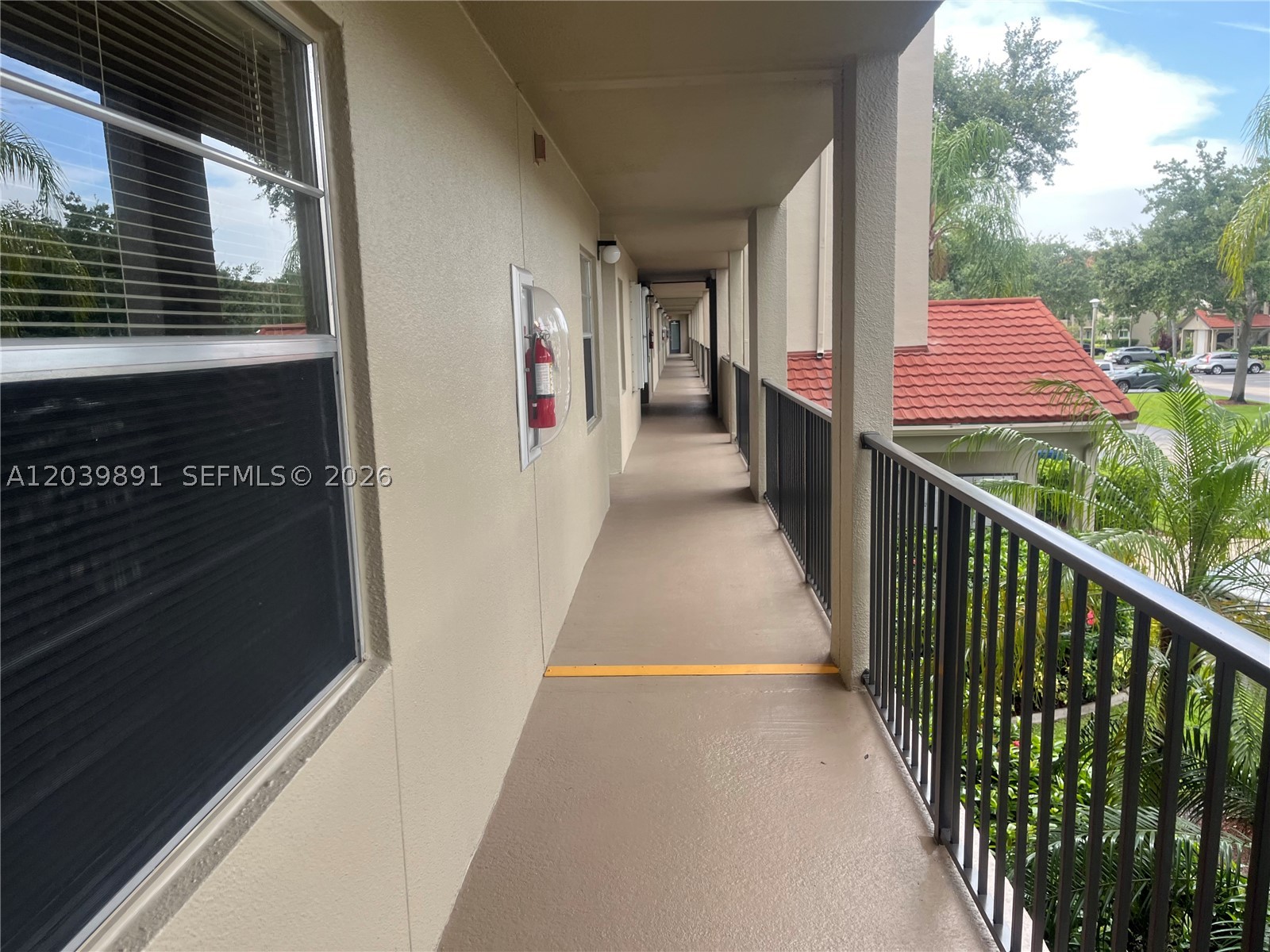 Pembroke Pines photo 4