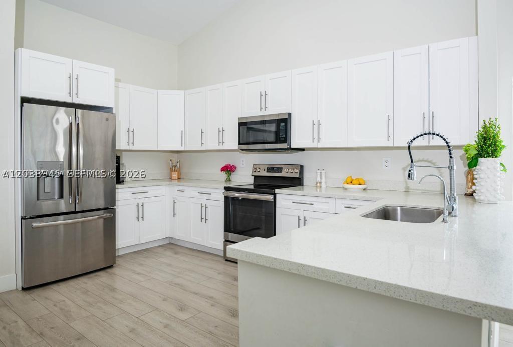Miami Lakes photo 4
