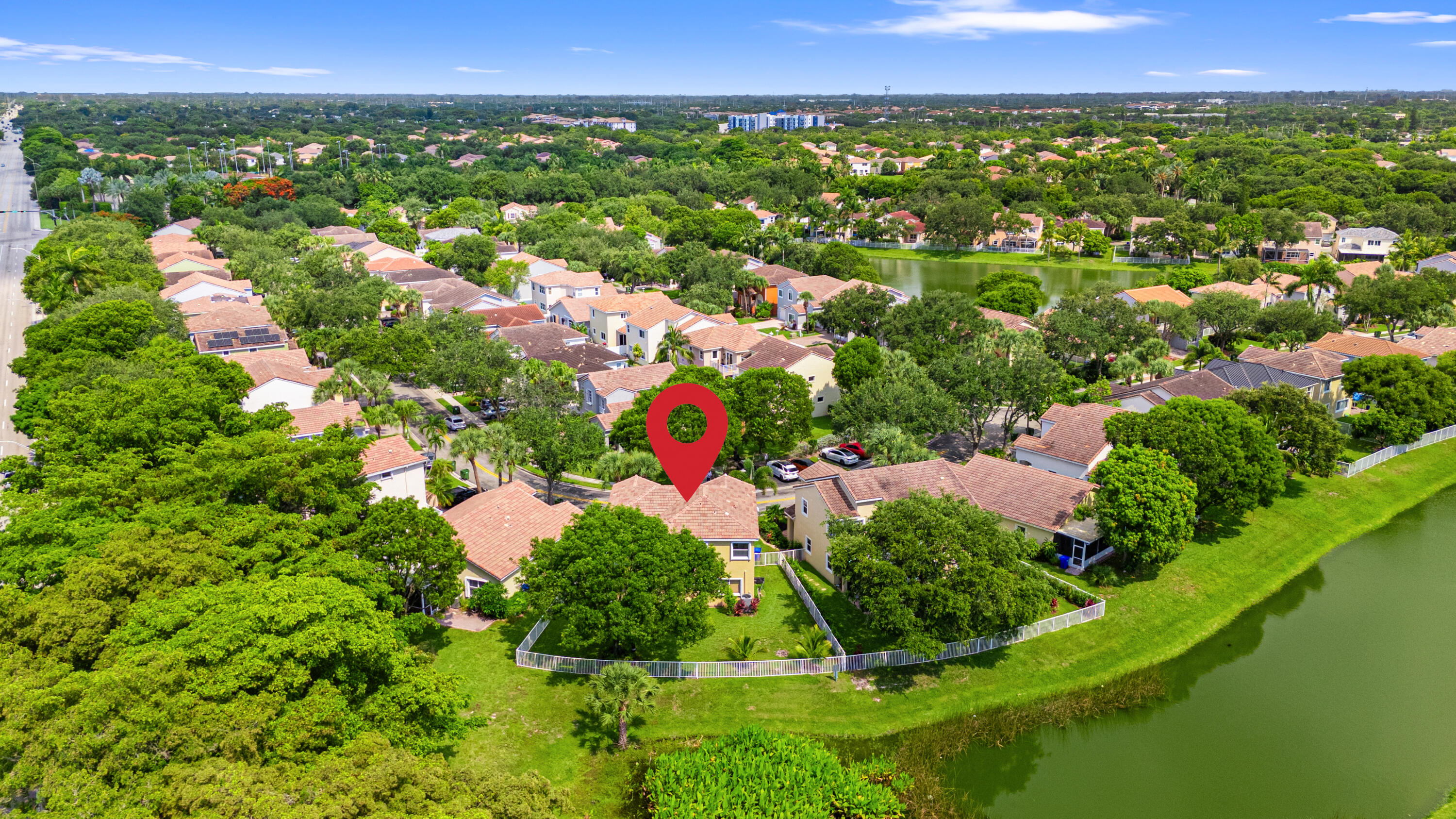 Pembroke Pines photo 2