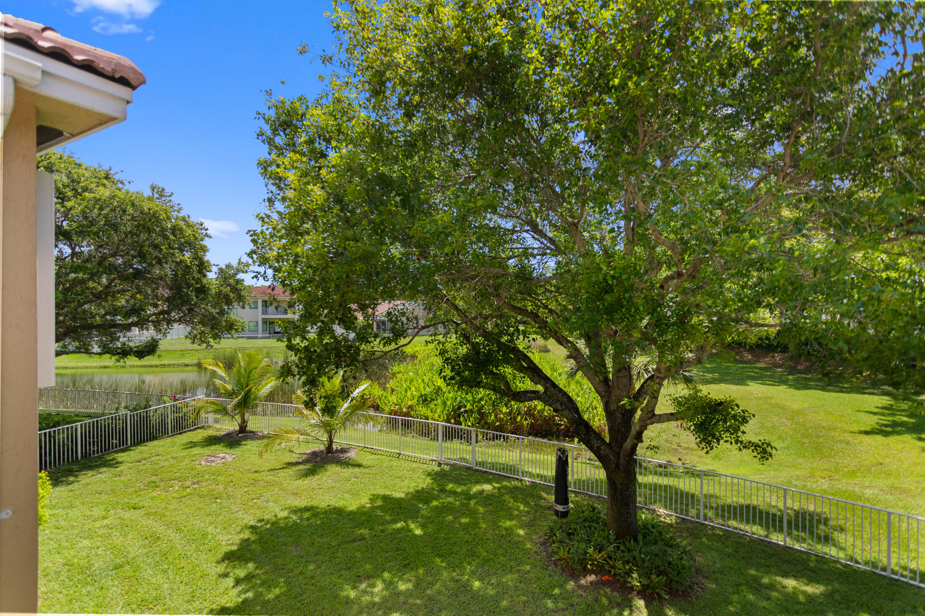 Pembroke Pines photo 4