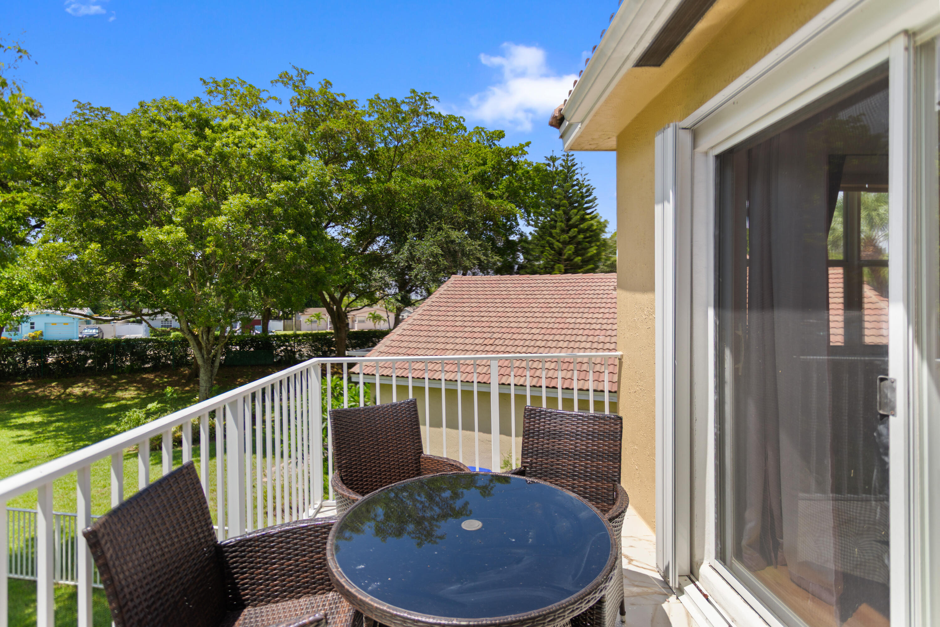 Pembroke Pines photo 5