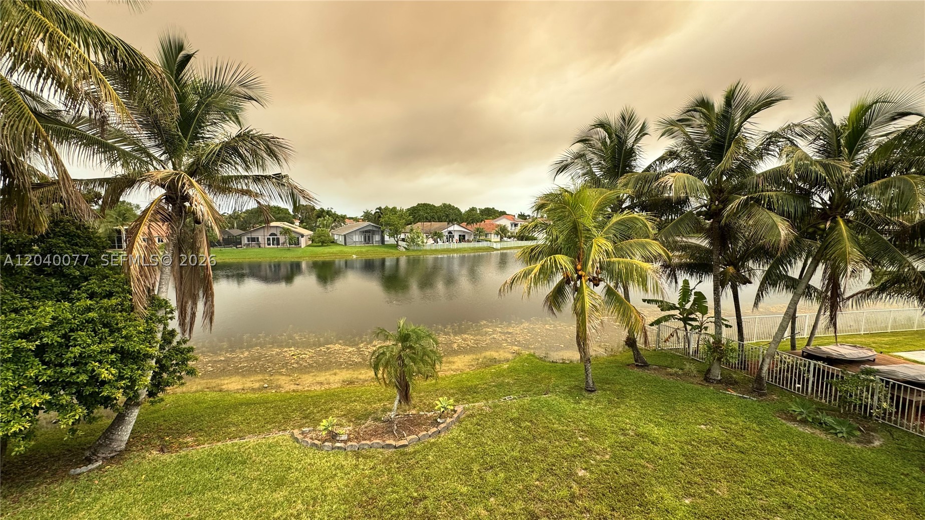 Pembroke Pines photo 1