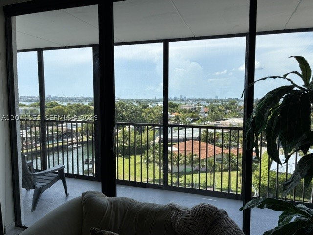 North Miami photo 4