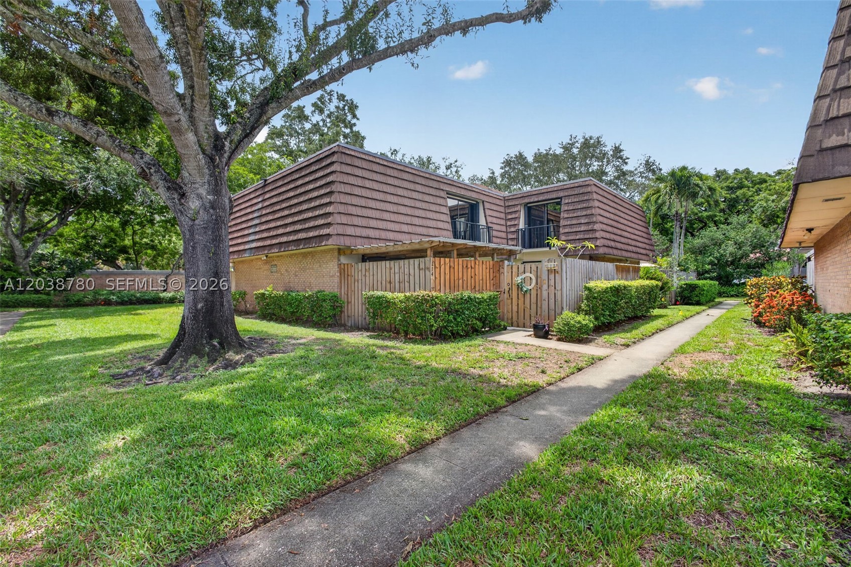 Palm Beach Gardens photo 1