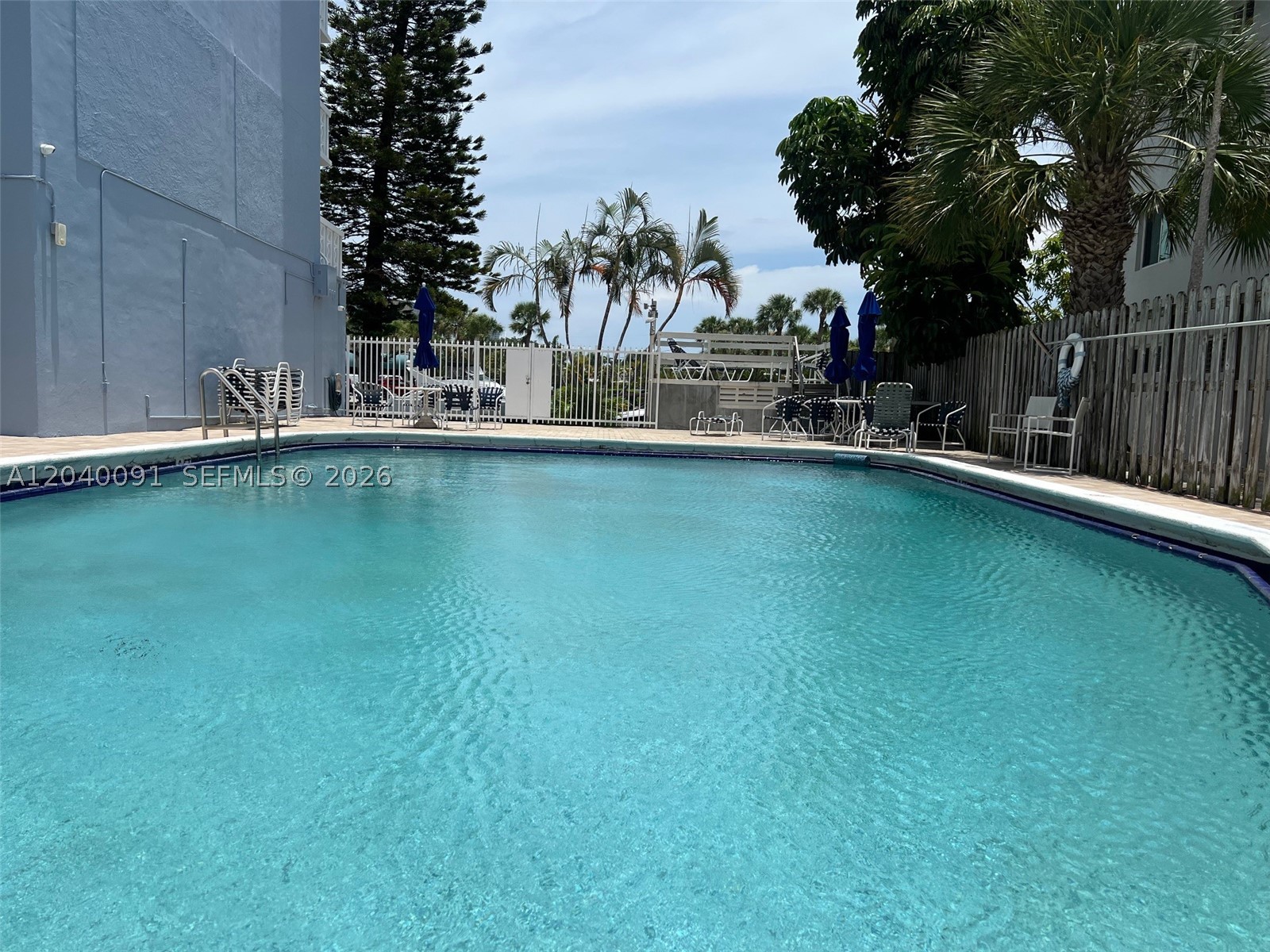 North Miami photo 4