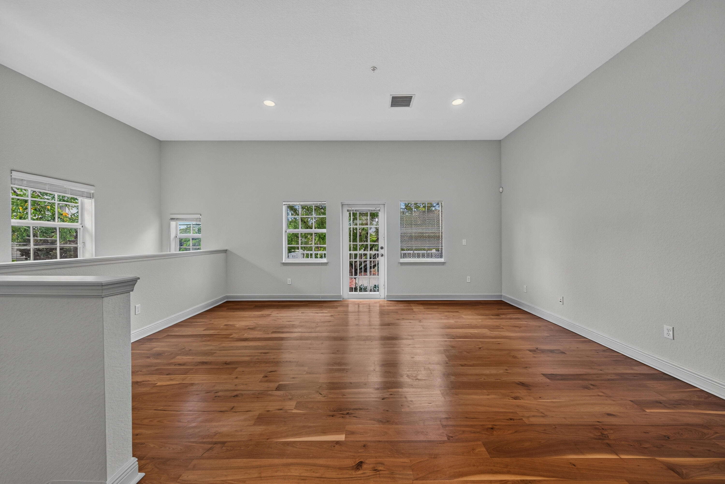 Wilton Manors photo 5