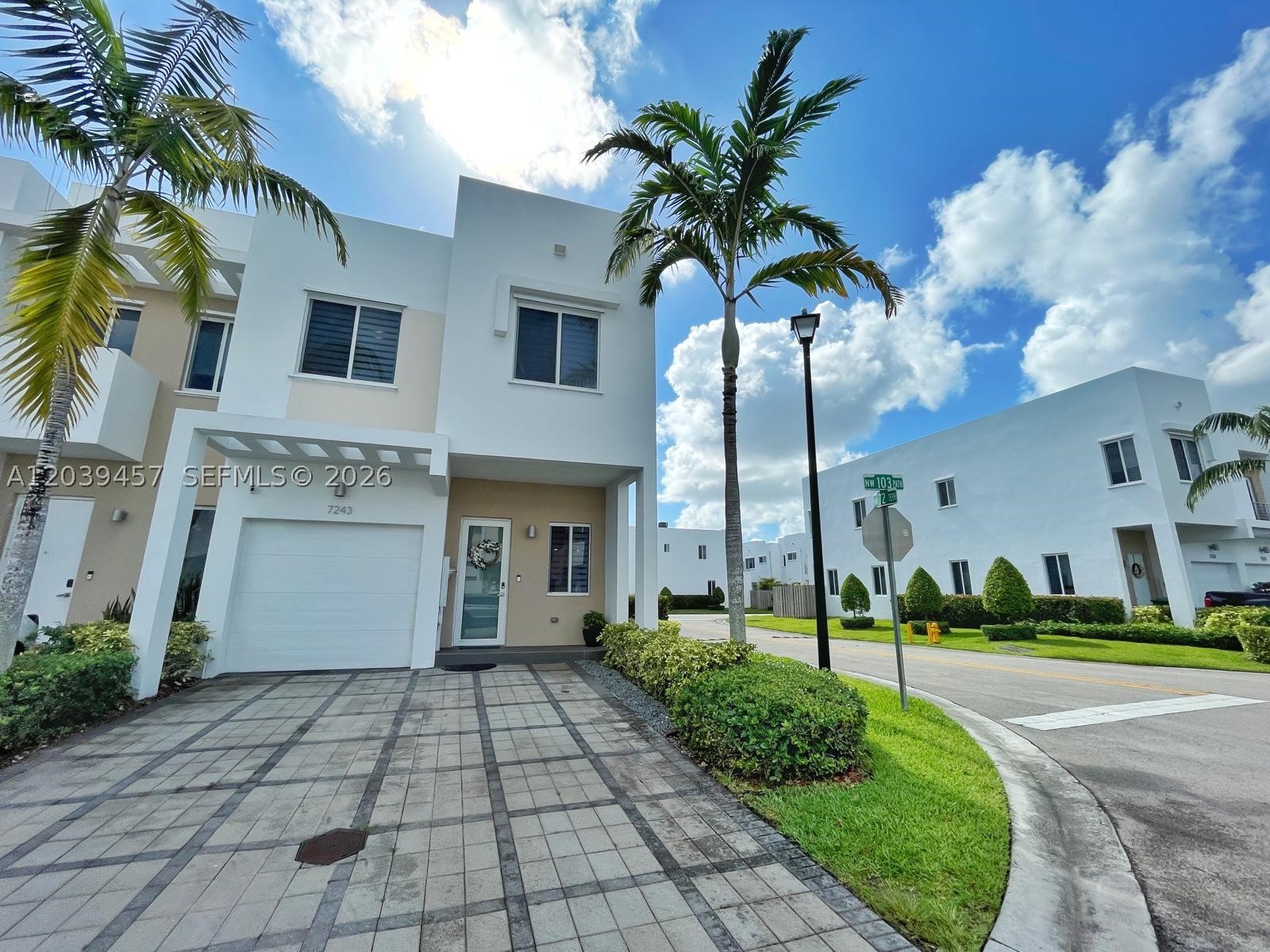 Doral photo 3