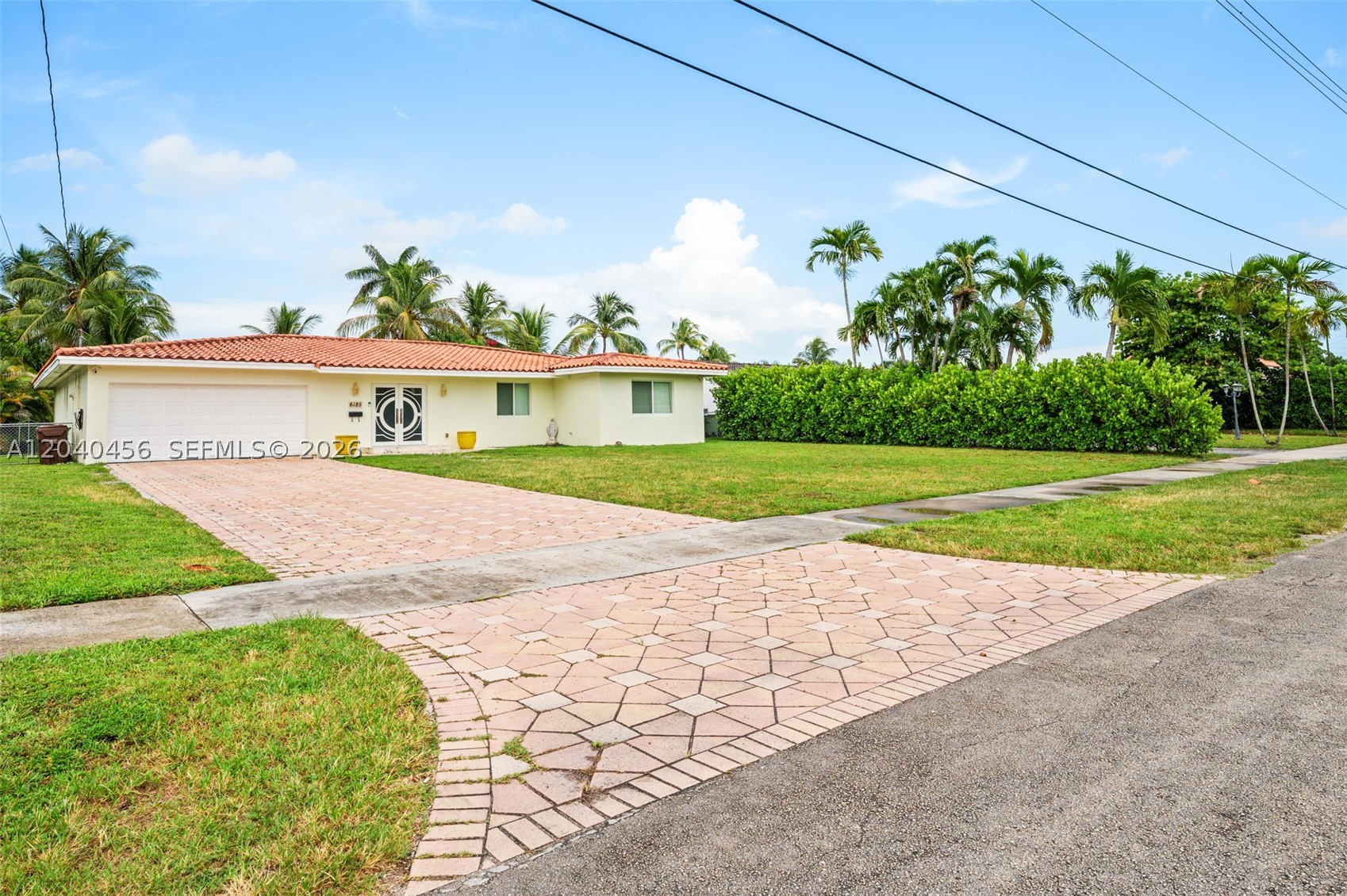 Hialeah photo 2