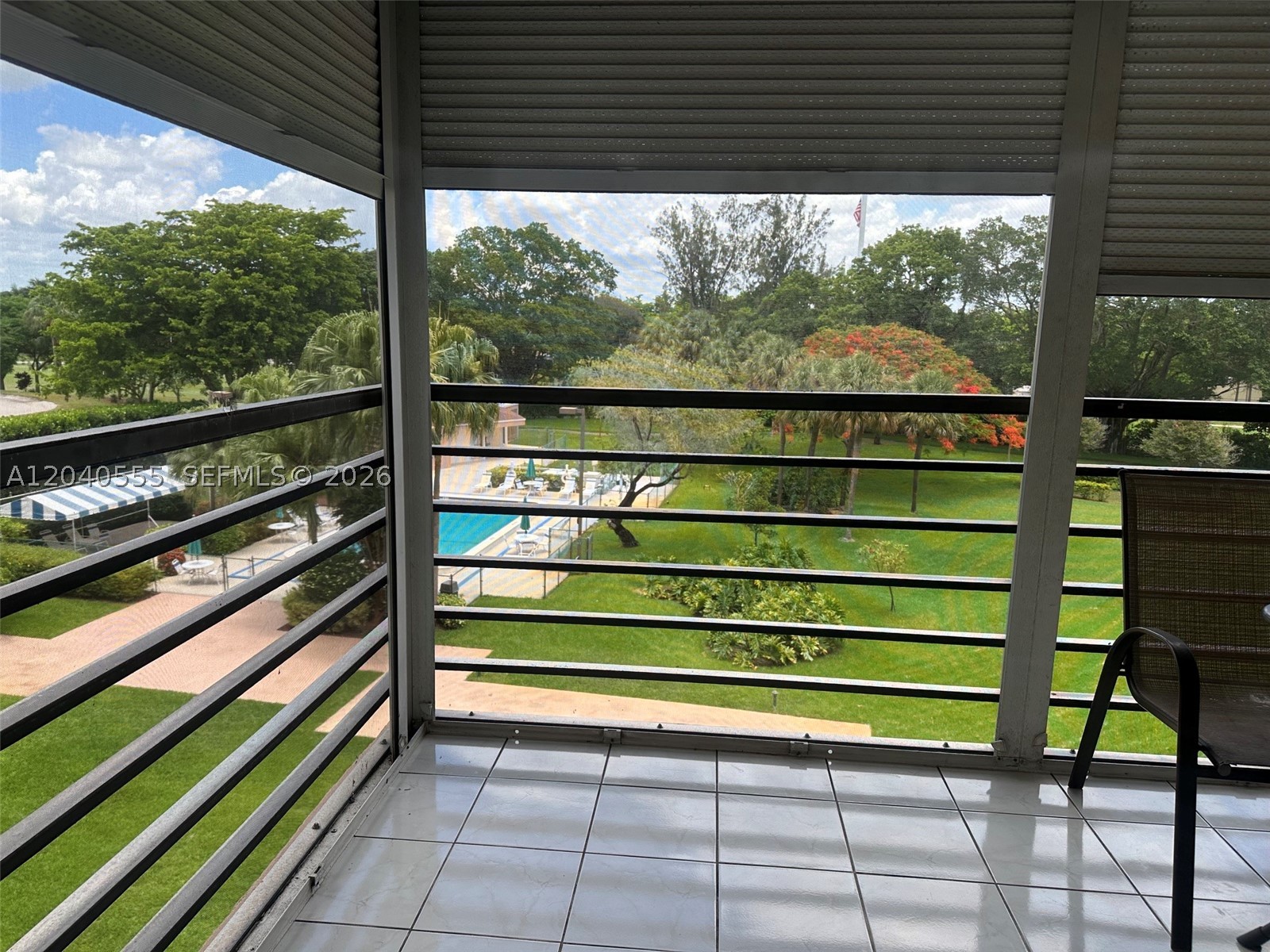 Pembroke Pines photo 4