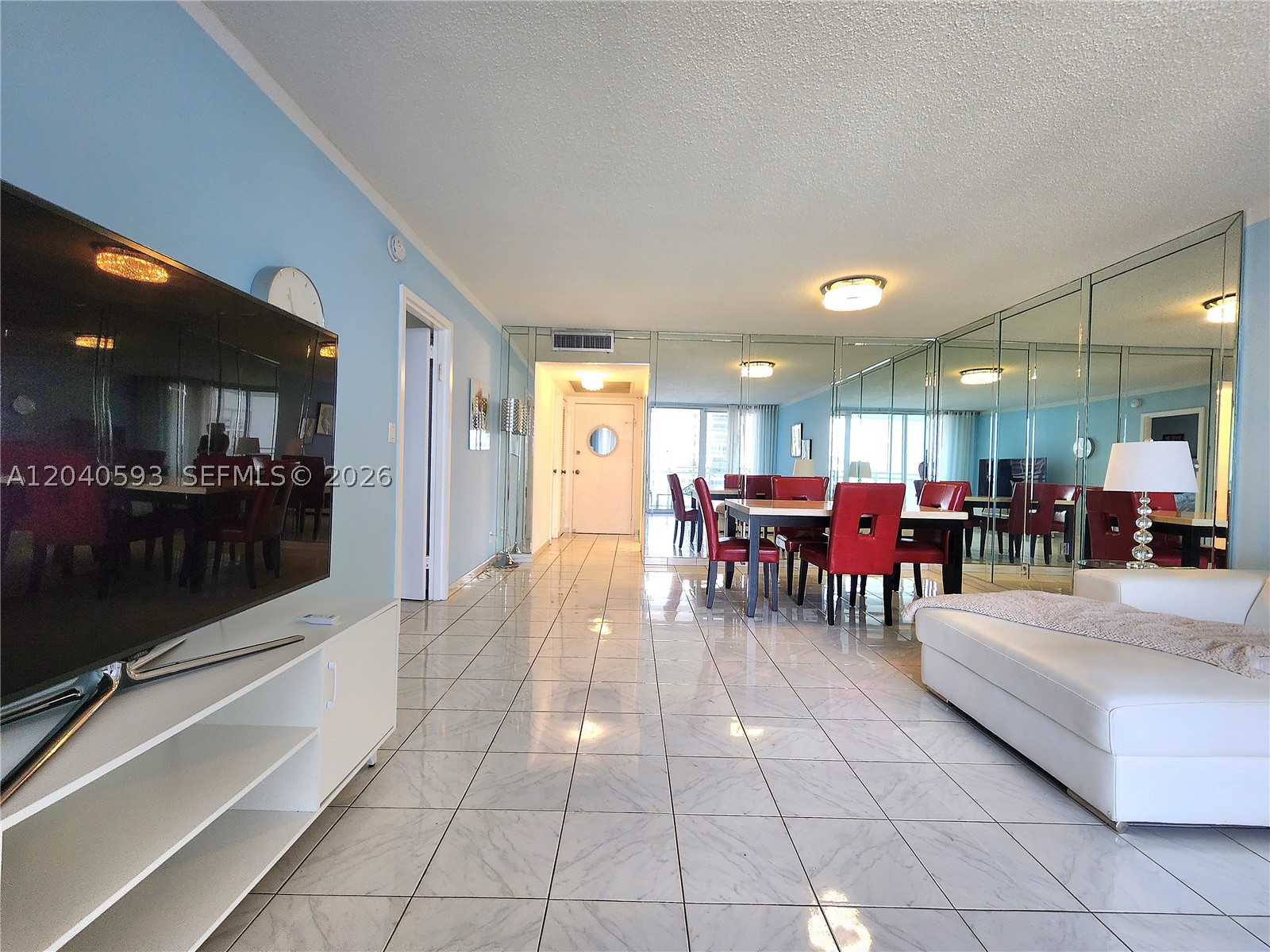 Hallandale Beach photo 3