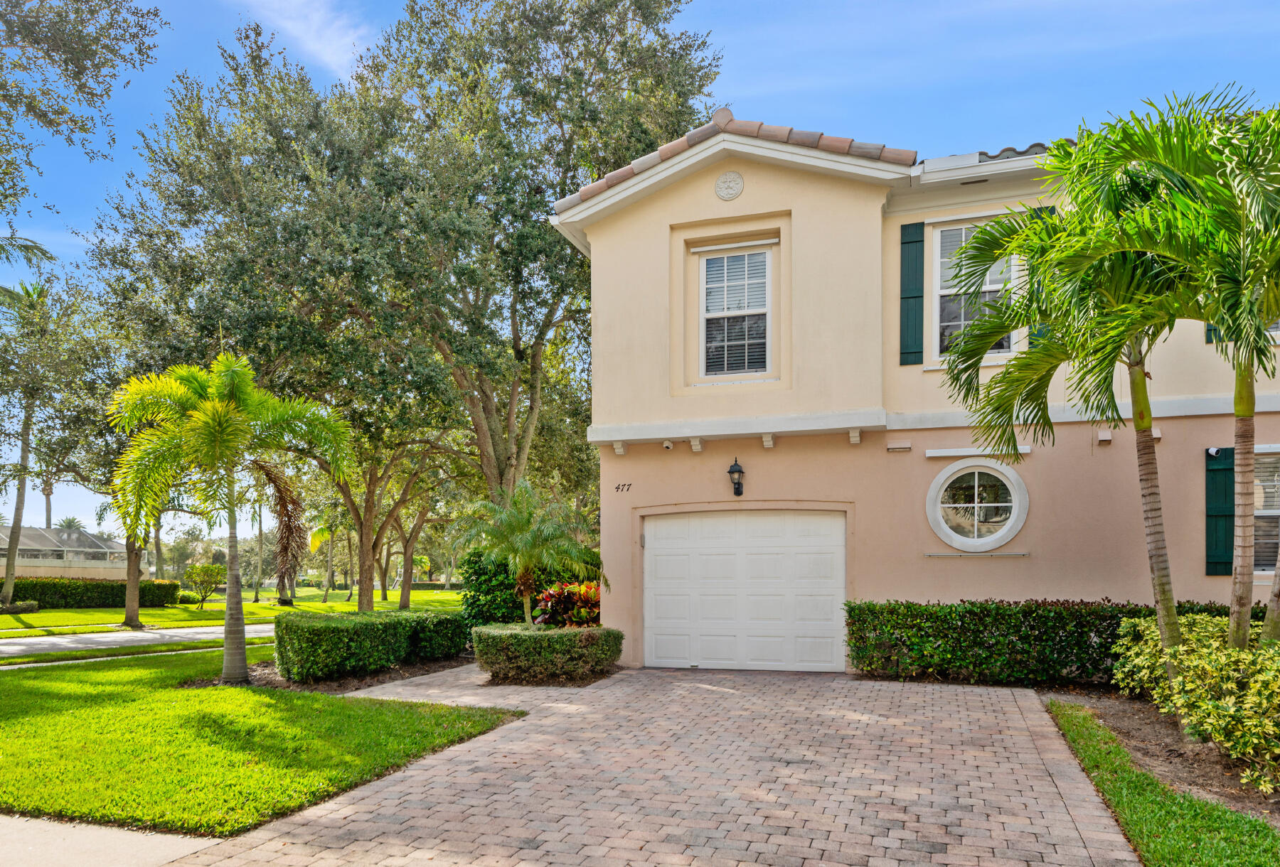 Palm Beach Gardens photo 2