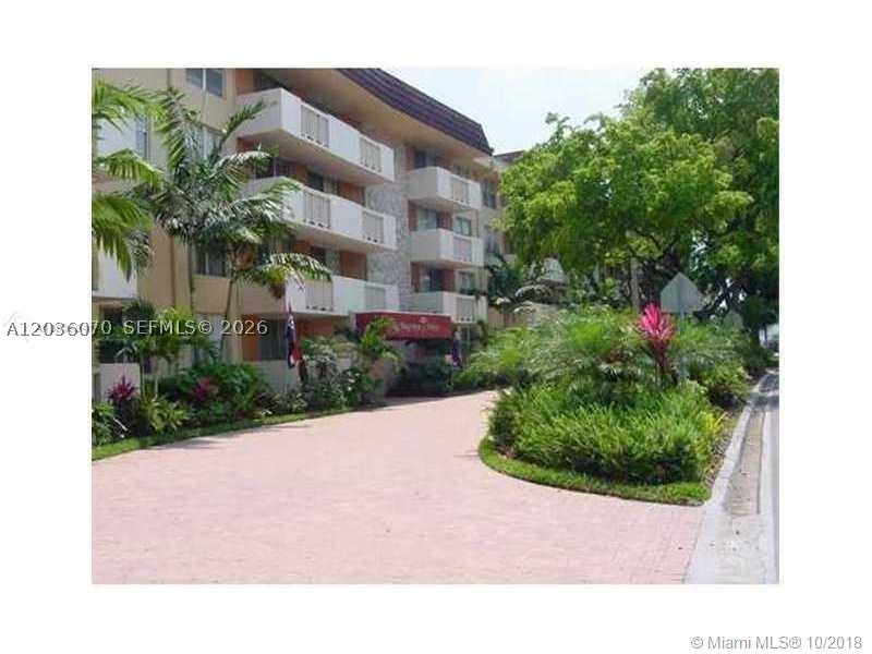 North Miami photo 1