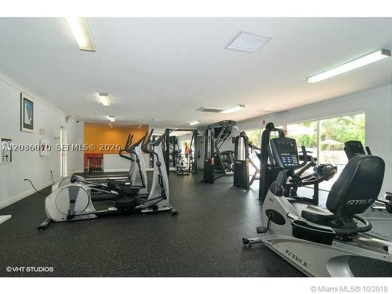 North Miami photo 3