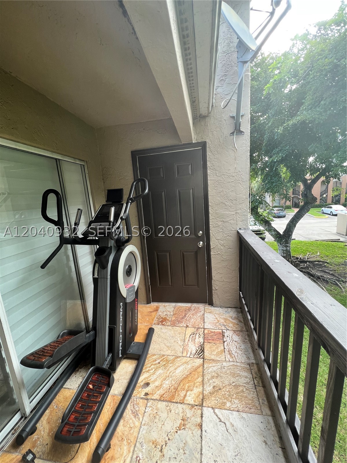 Pembroke Pines photo 4