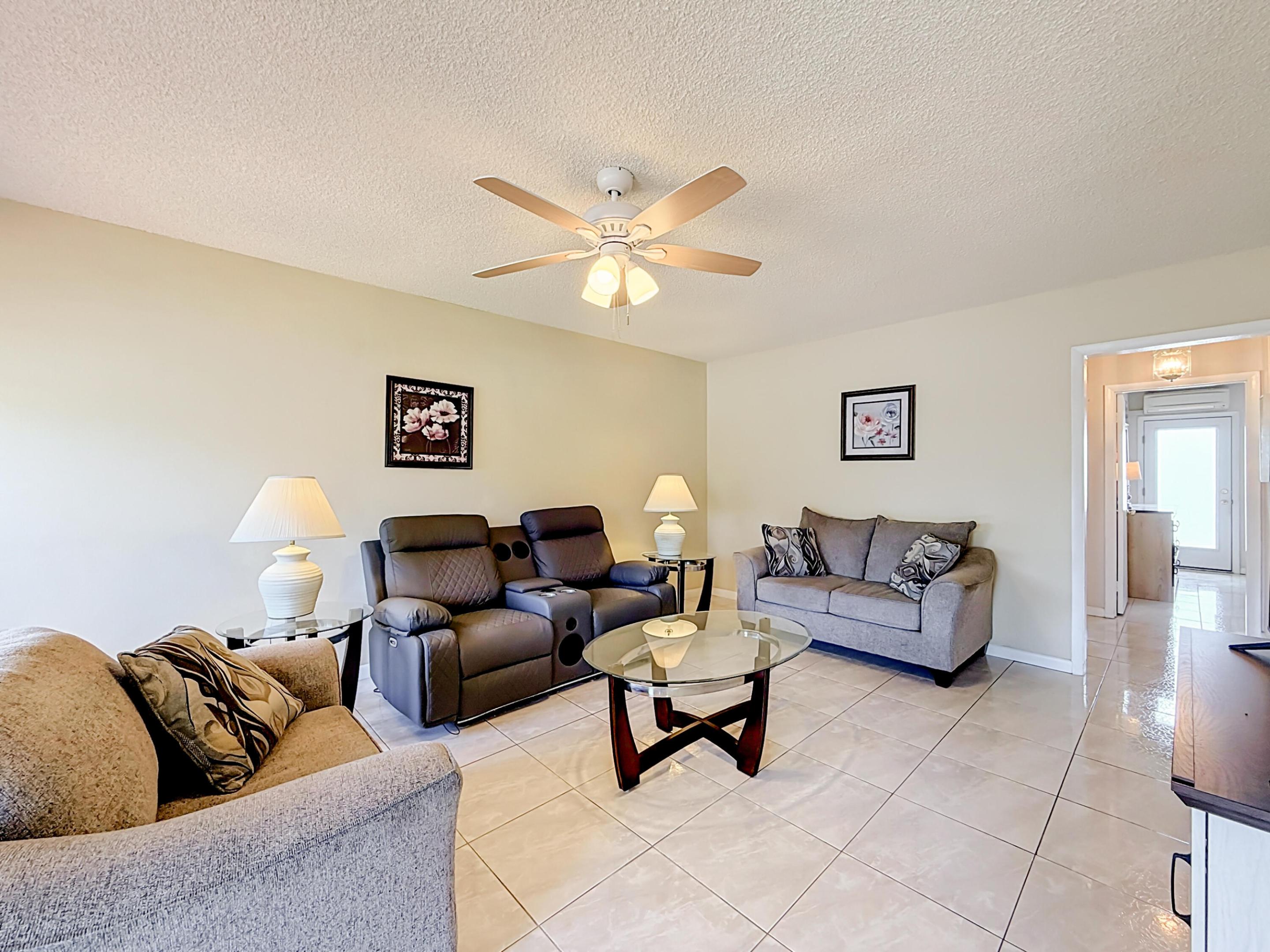 Hallandale Beach photo 5