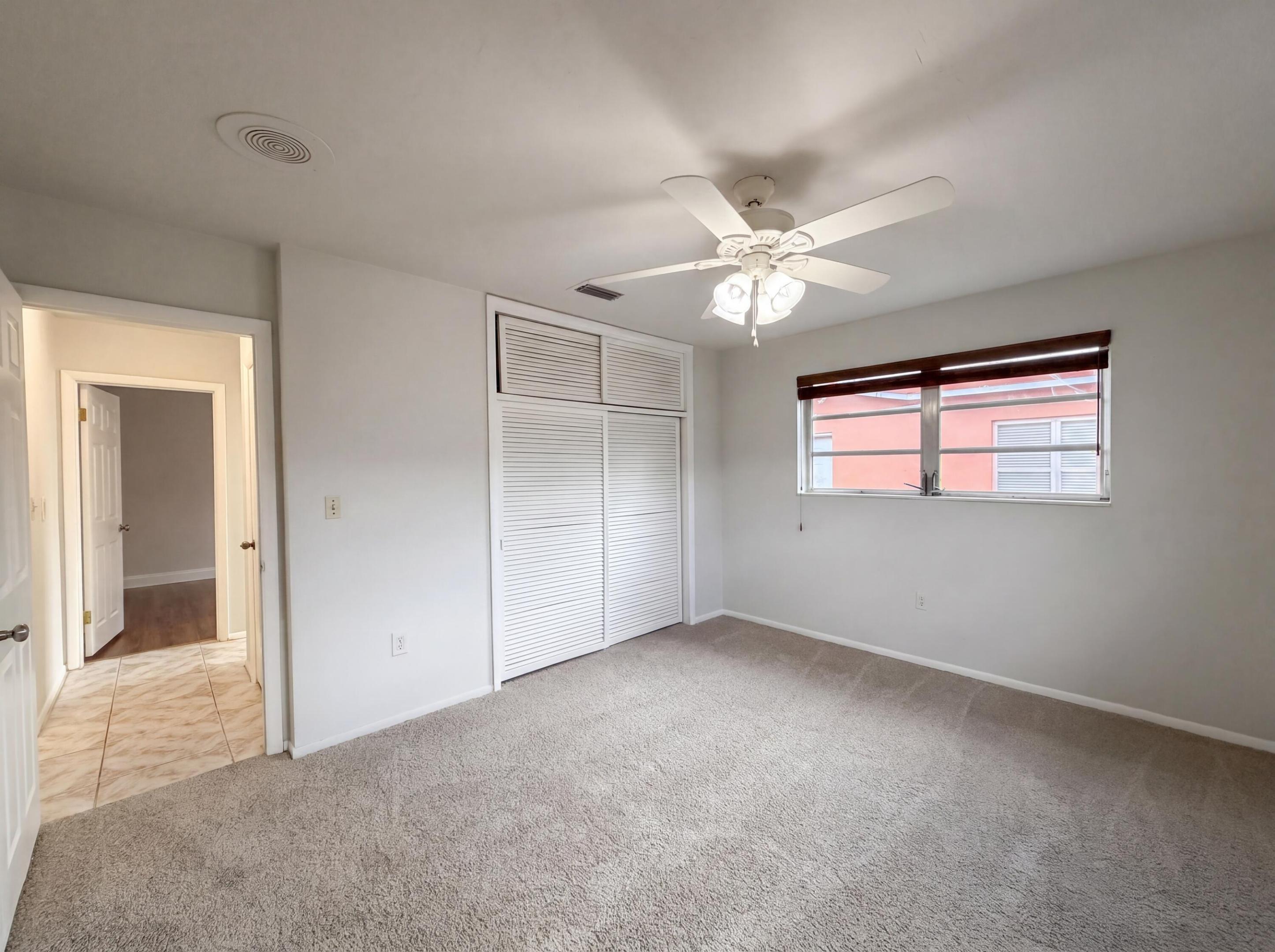 Miramar photo 4