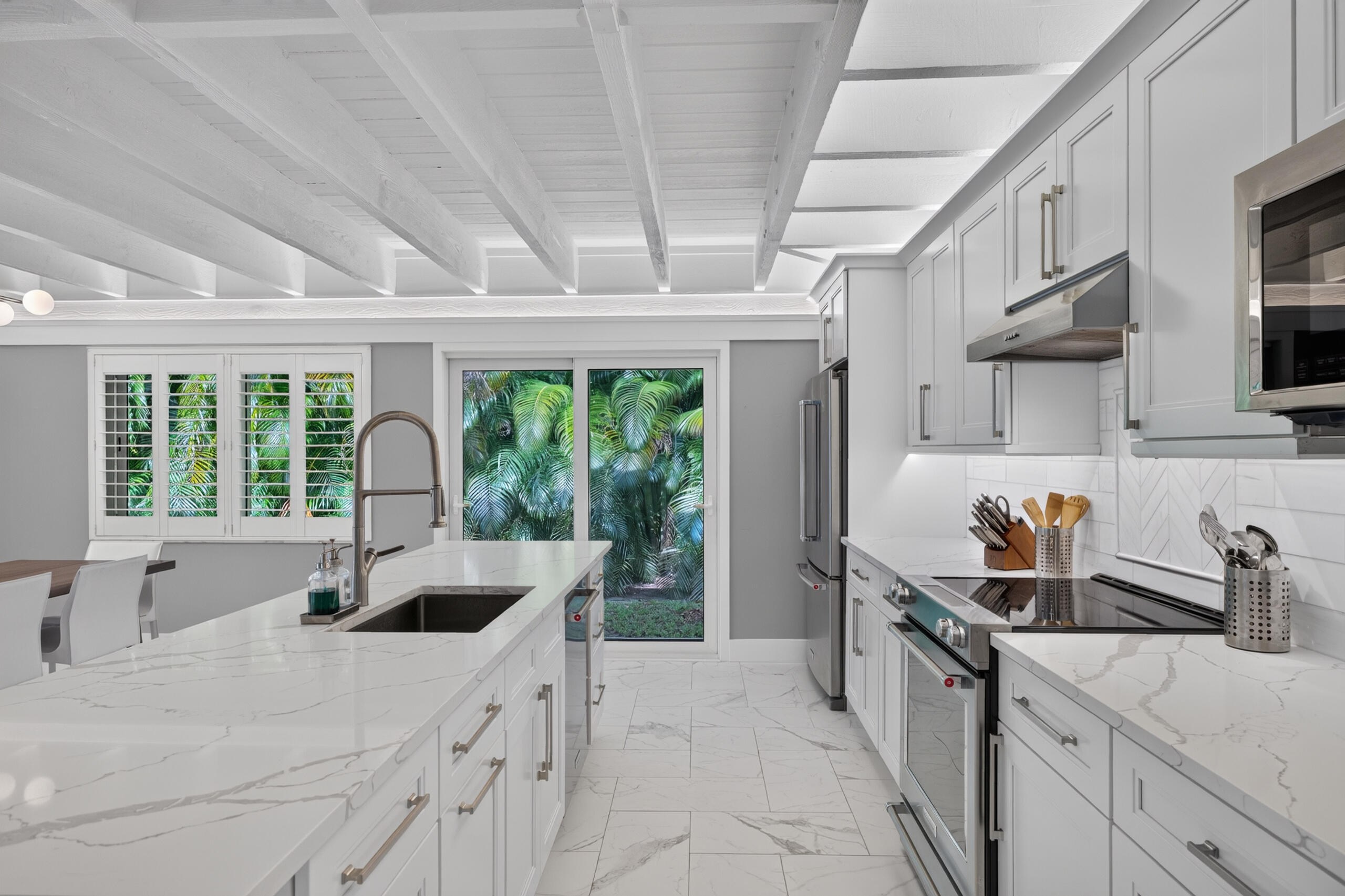 Wilton Manors photo 4