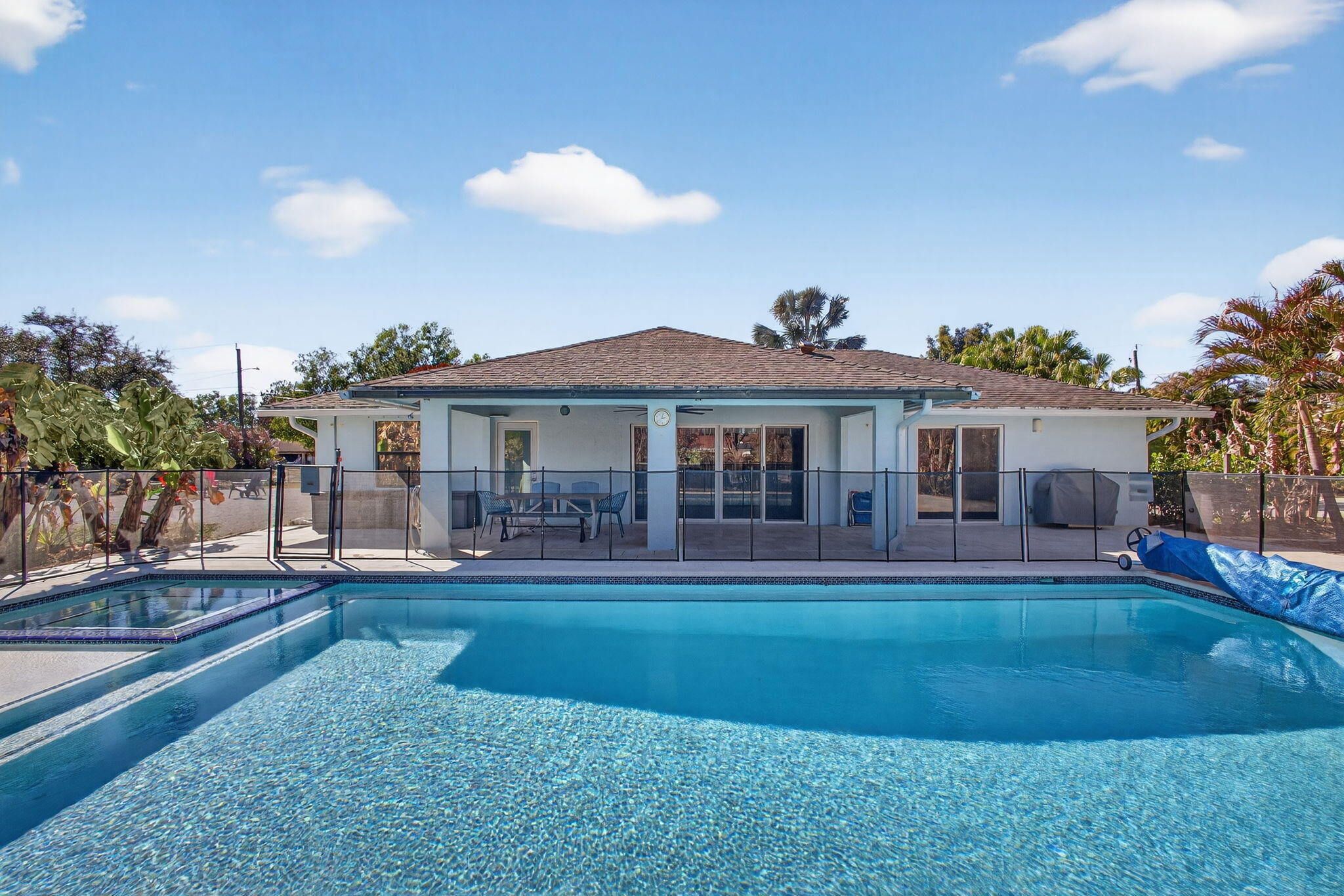 MLS listing photo 2
