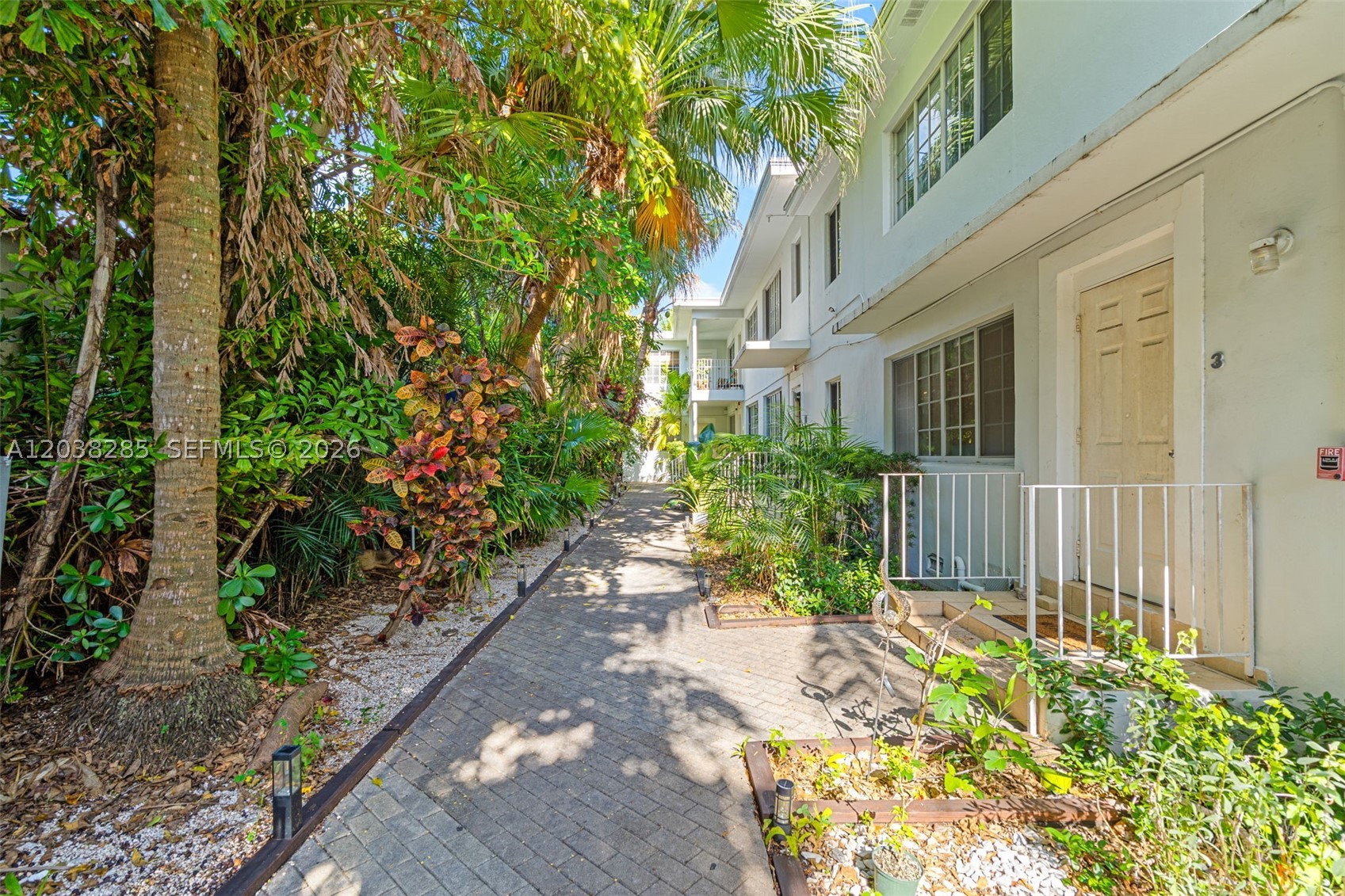 Miami Beach photo 2
