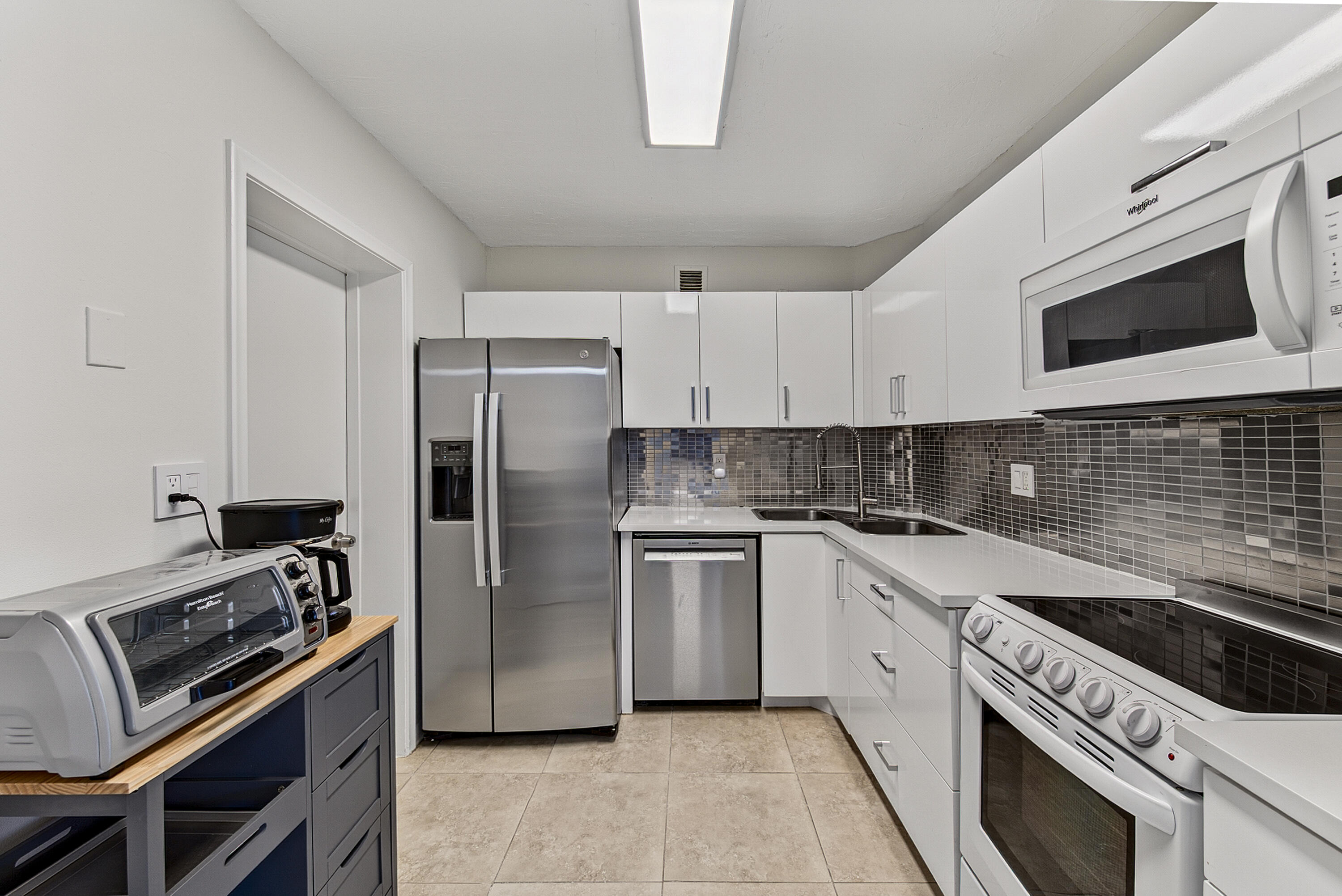 Wilton Manors photo 4