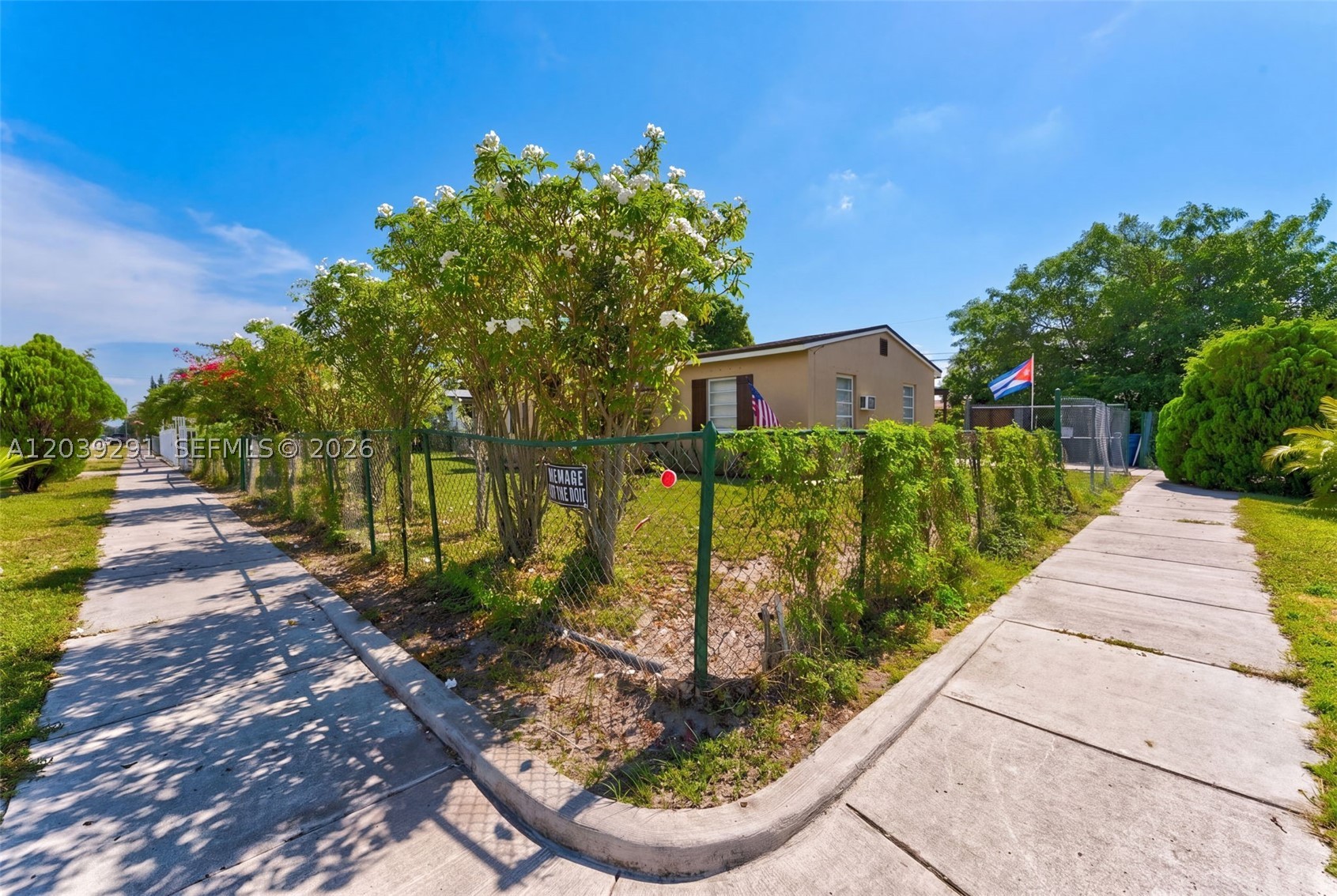 Miami Gardens photo 4