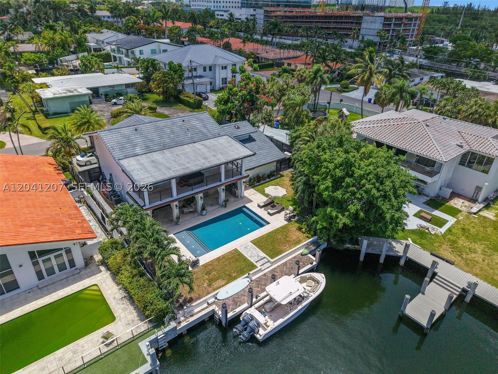North Miami Beach photo 5