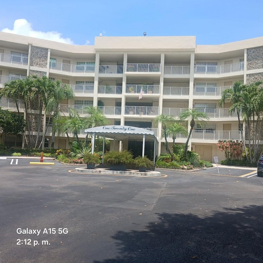 Pompano Beach photo 1