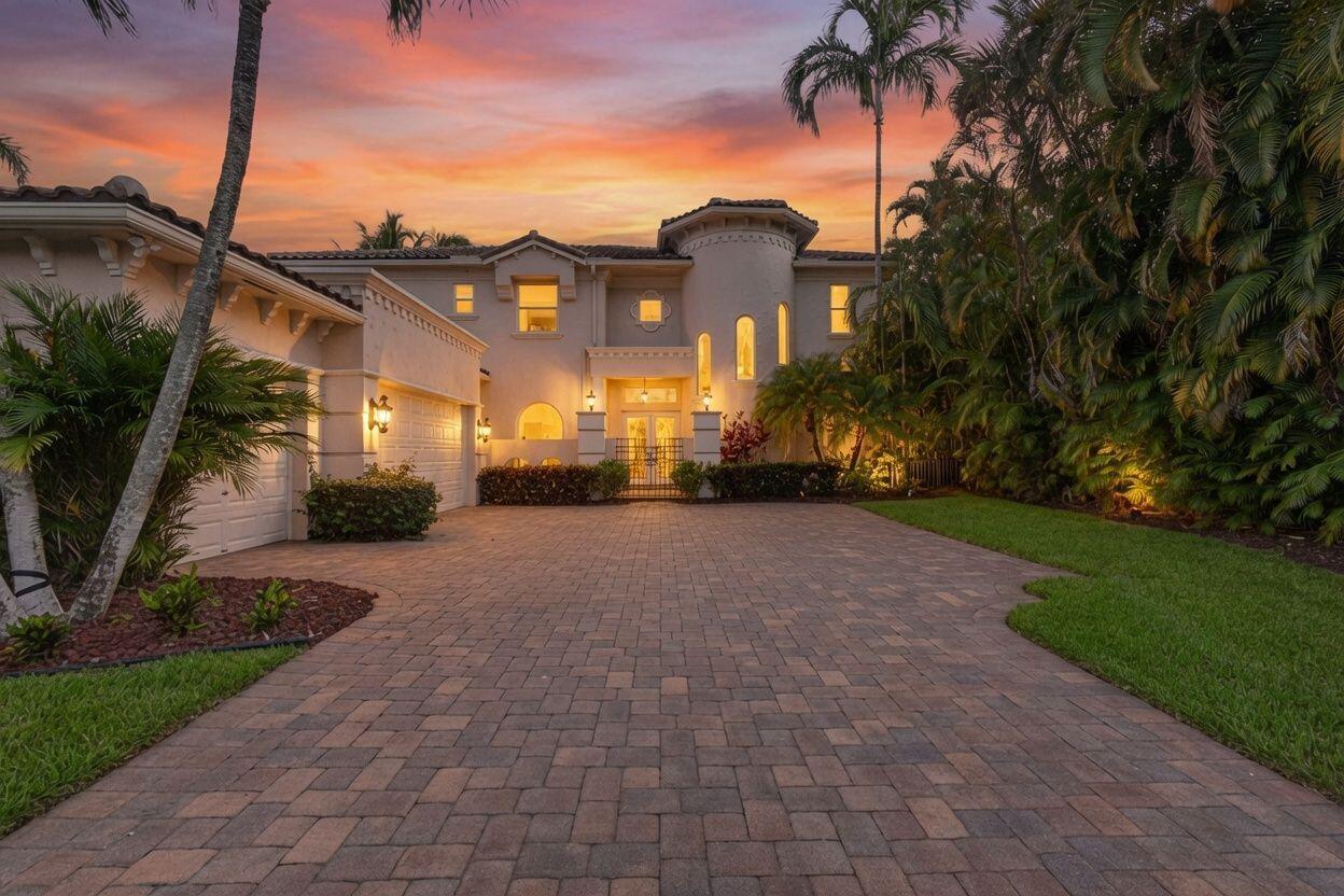 Palm Beach Gardens photo 1
