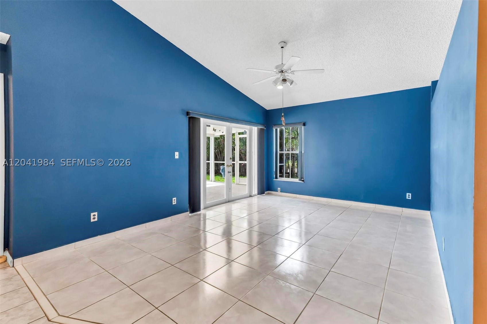 Pembroke Pines photo 4
